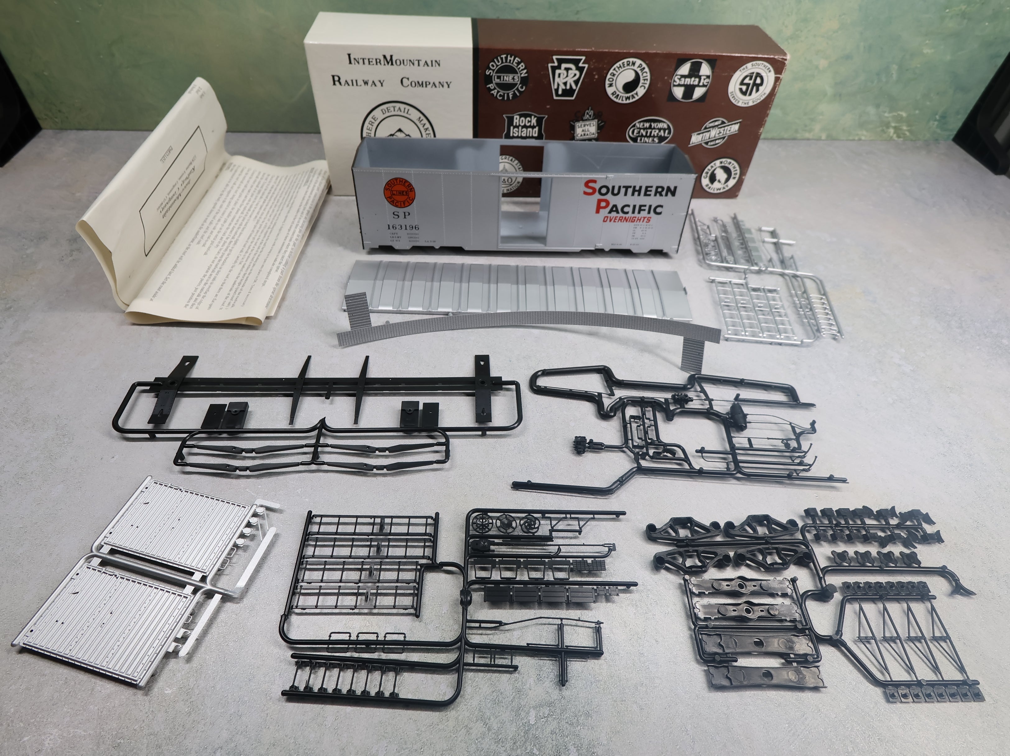 USED Intermountain O Box Car Southern Pacific SP #163196 KIT