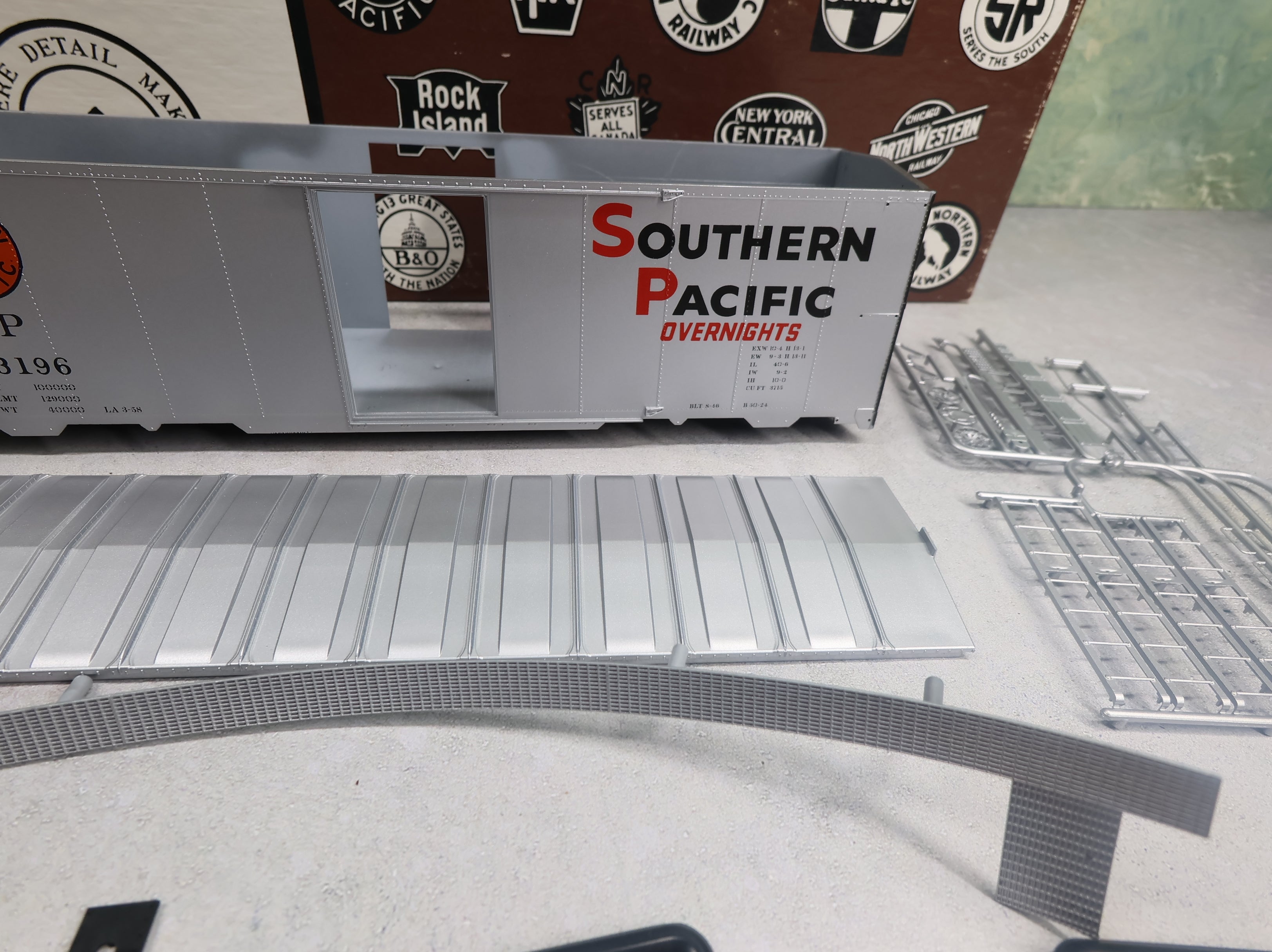 USED Intermountain O Box Car Southern Pacific SP #163196 KIT