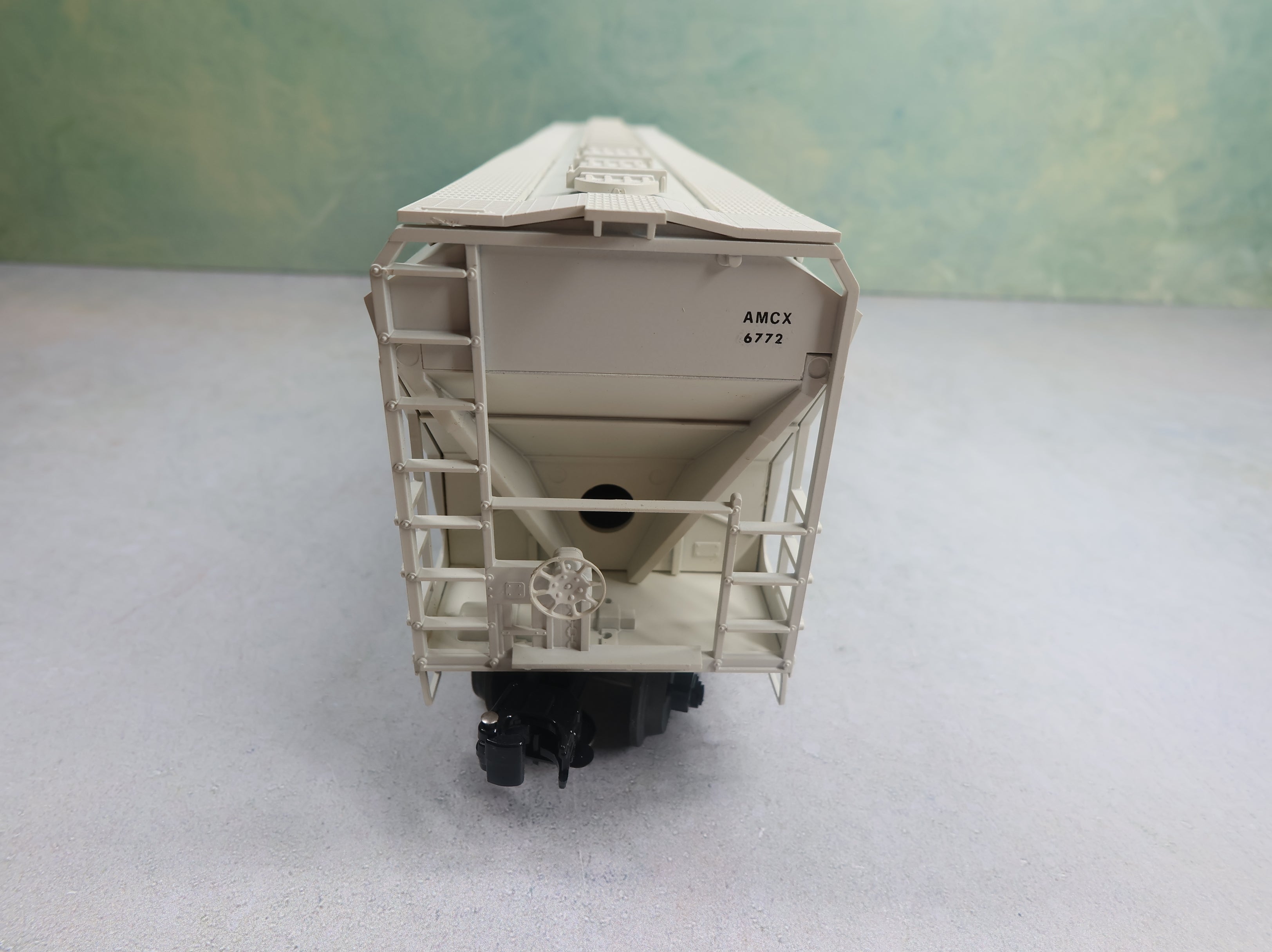 USED Weaver O ACF Centerflow Hopper Amoco AMCX #6772