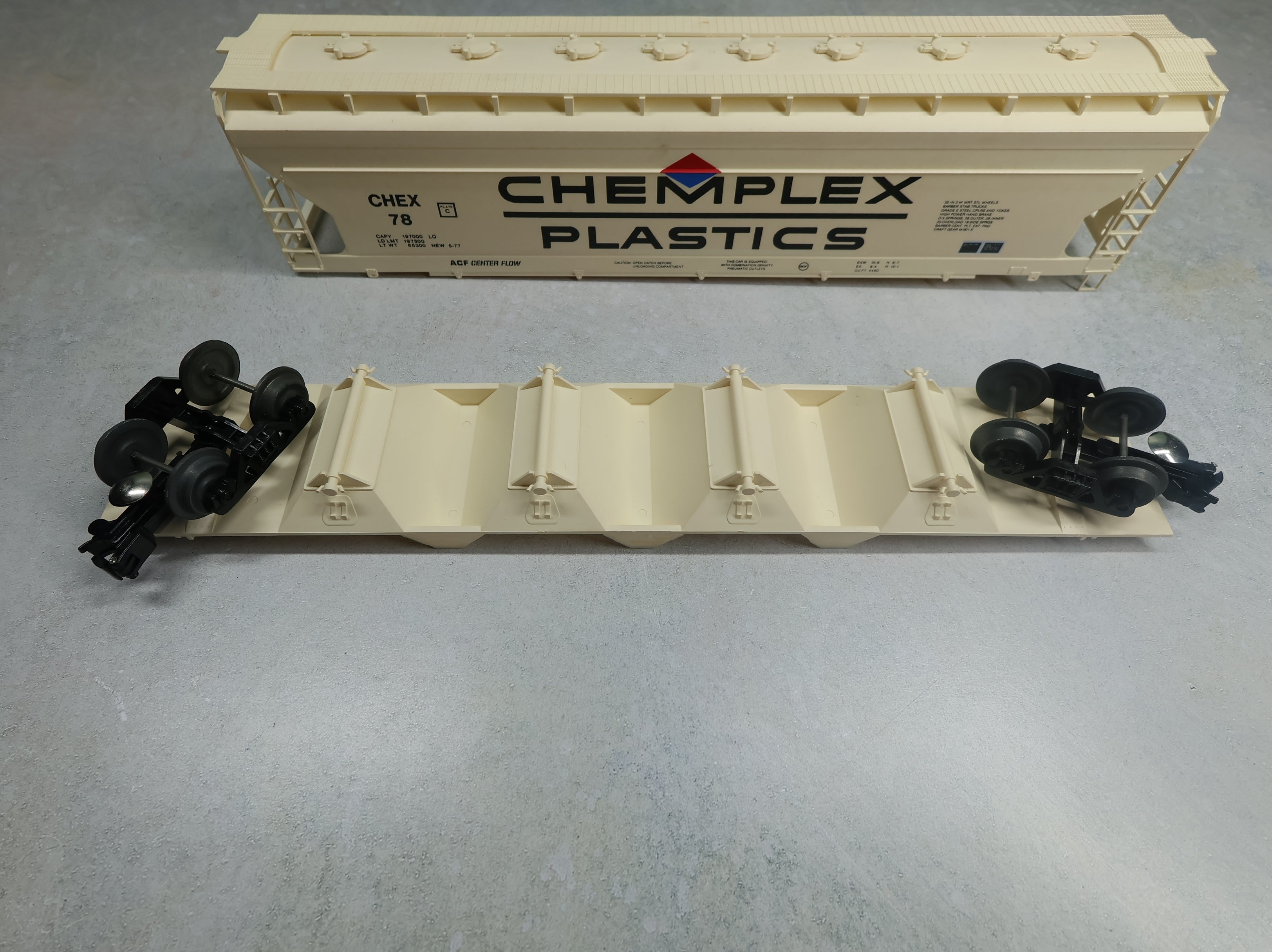 USED Weaver O ACF Centerflow Hopper Chemplex Plastics CHEX #78 Rough