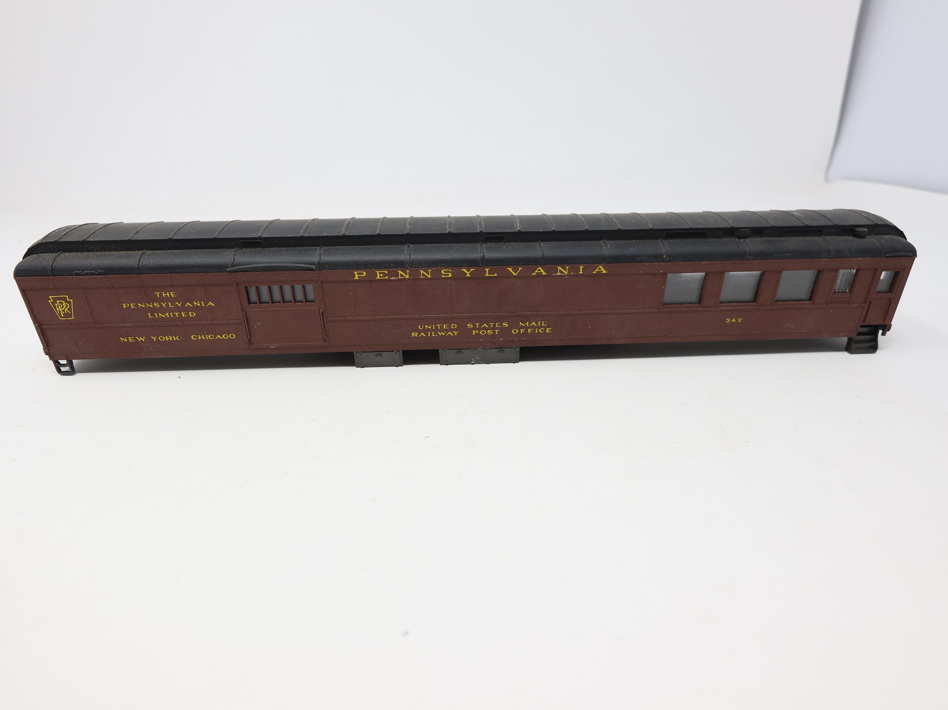USED Rivarossi HO Scale RPO Passenger Car Pennsylvania #342 No Trucks/Couplers