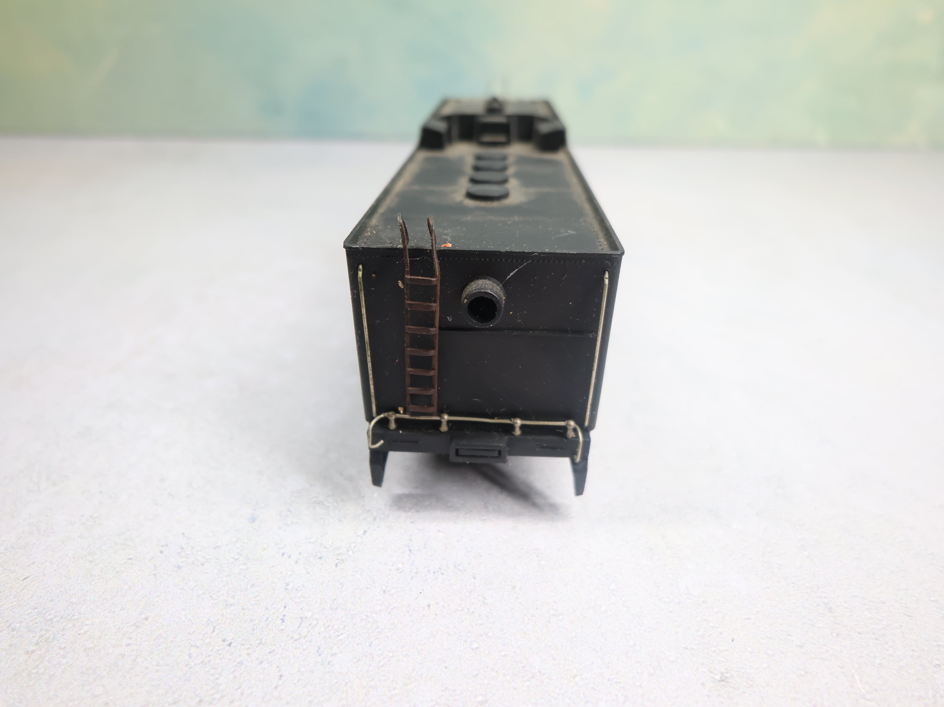 USED Rivarossi HO Scale 4-8-8-2 Cab Forward Steam Locomotive & Tender Southern Pacific #4272 Parts/Repairs DC