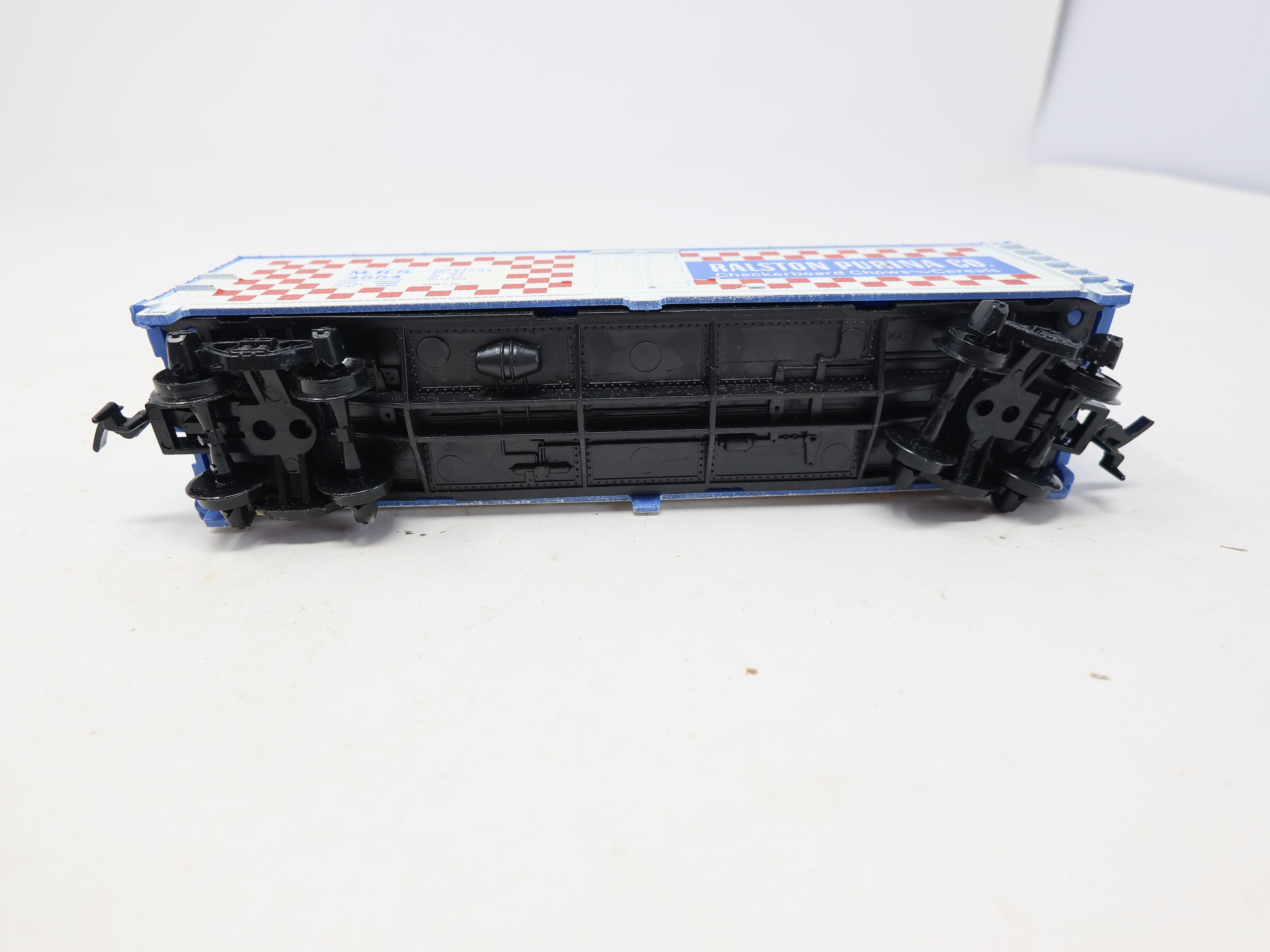 USED Tyco 355E HO Scale, 40' Billboard Reefer Box Car, Ralston Purina MRS #4554