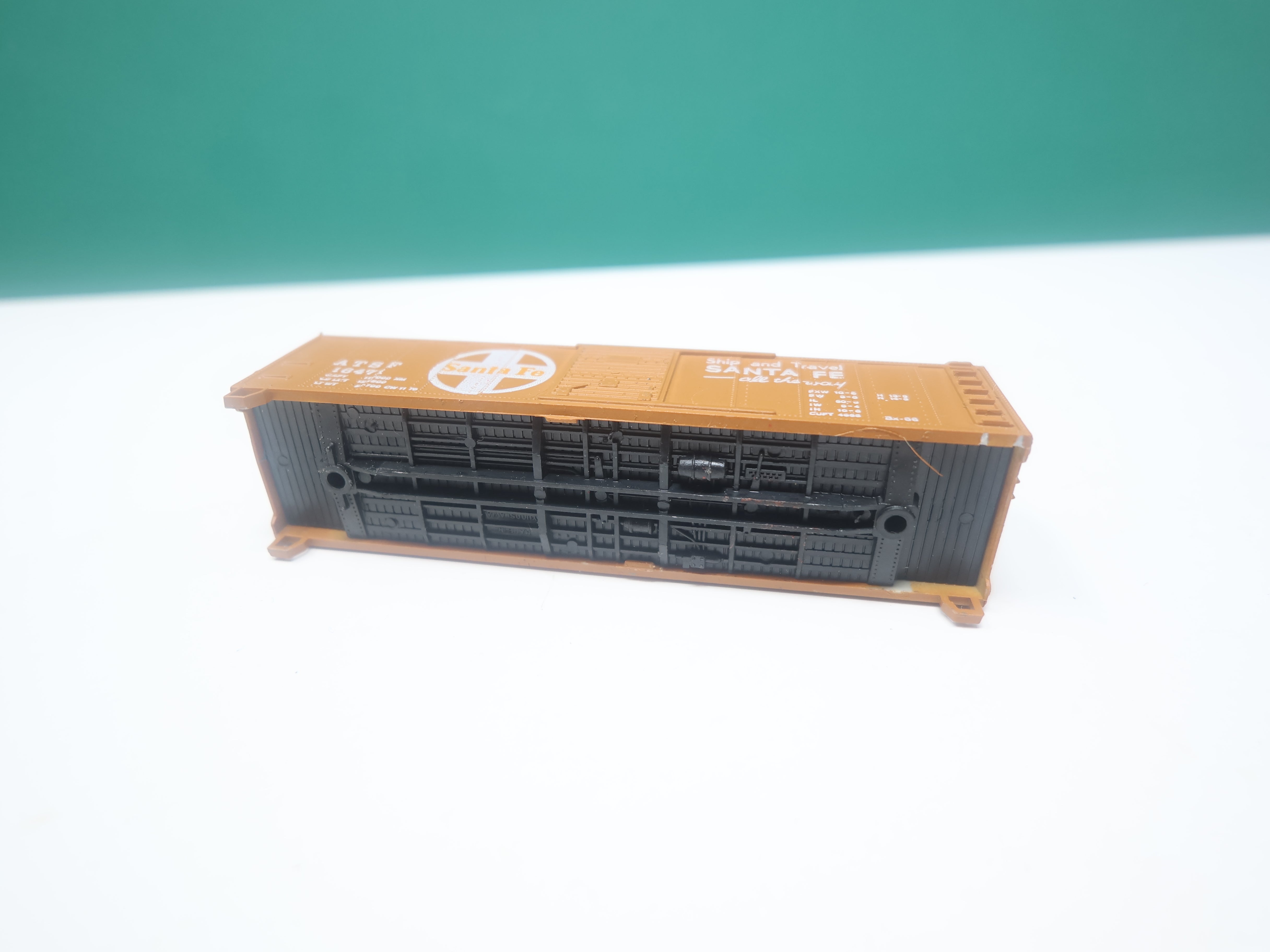 USED N Scale, 40' Box Car, Santa Fe ATSF #16471, No trucks
