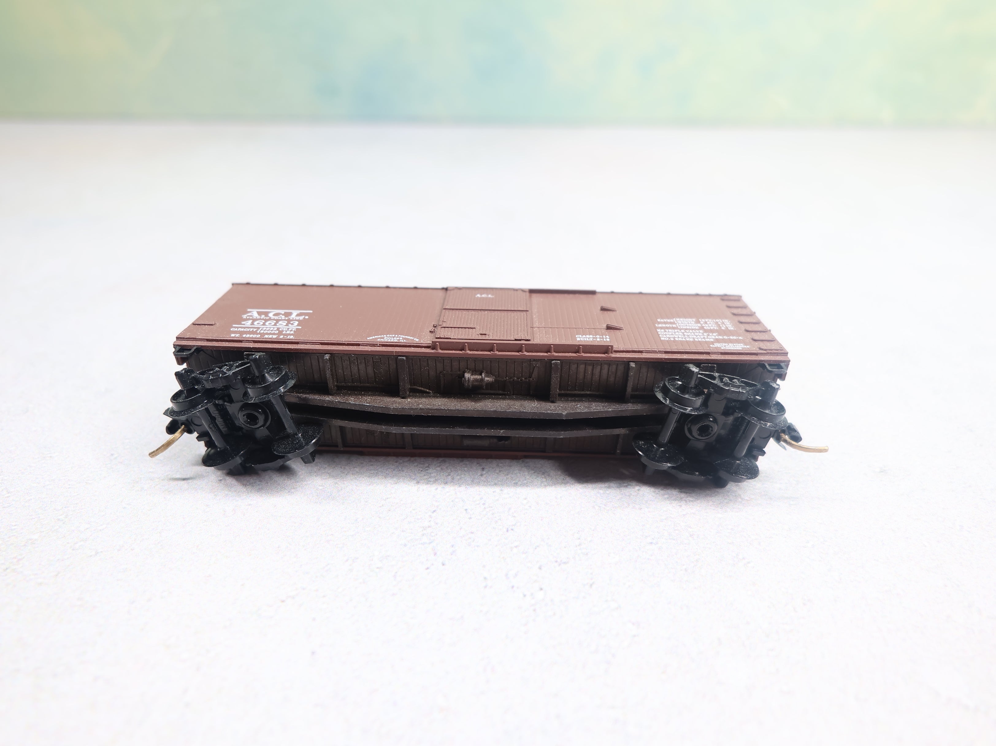 USED Micro-Trains 39080 N Scale 40' Double Sheathed Wood Box Car SD Atlantic Coast Line ACL #46683 Knuckle Couplers
