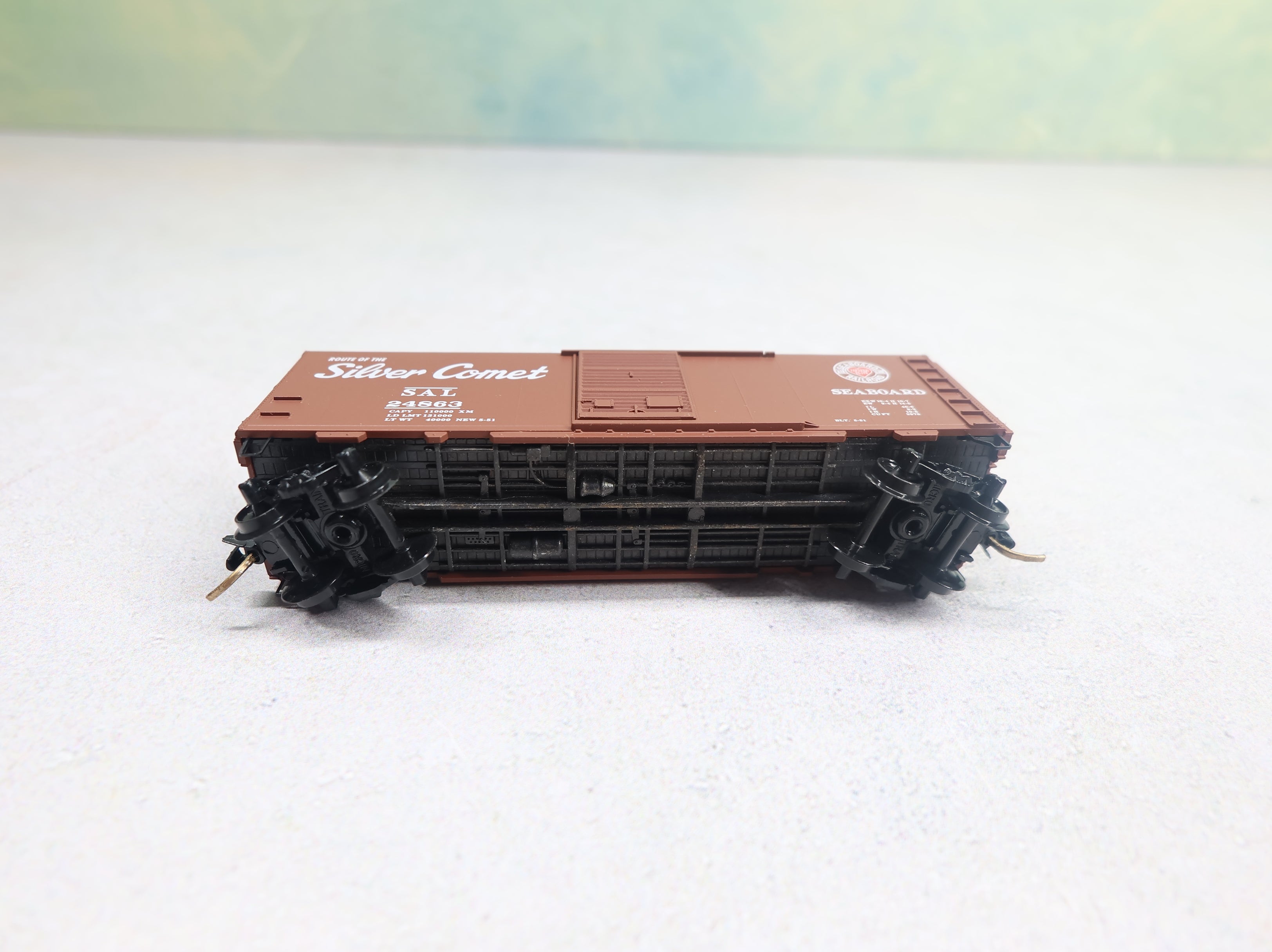 USED Micro-Trains 20660 N Scale 40' SD Box Car Seaboard Air Line SAL #24863 Knuckle Couplers
