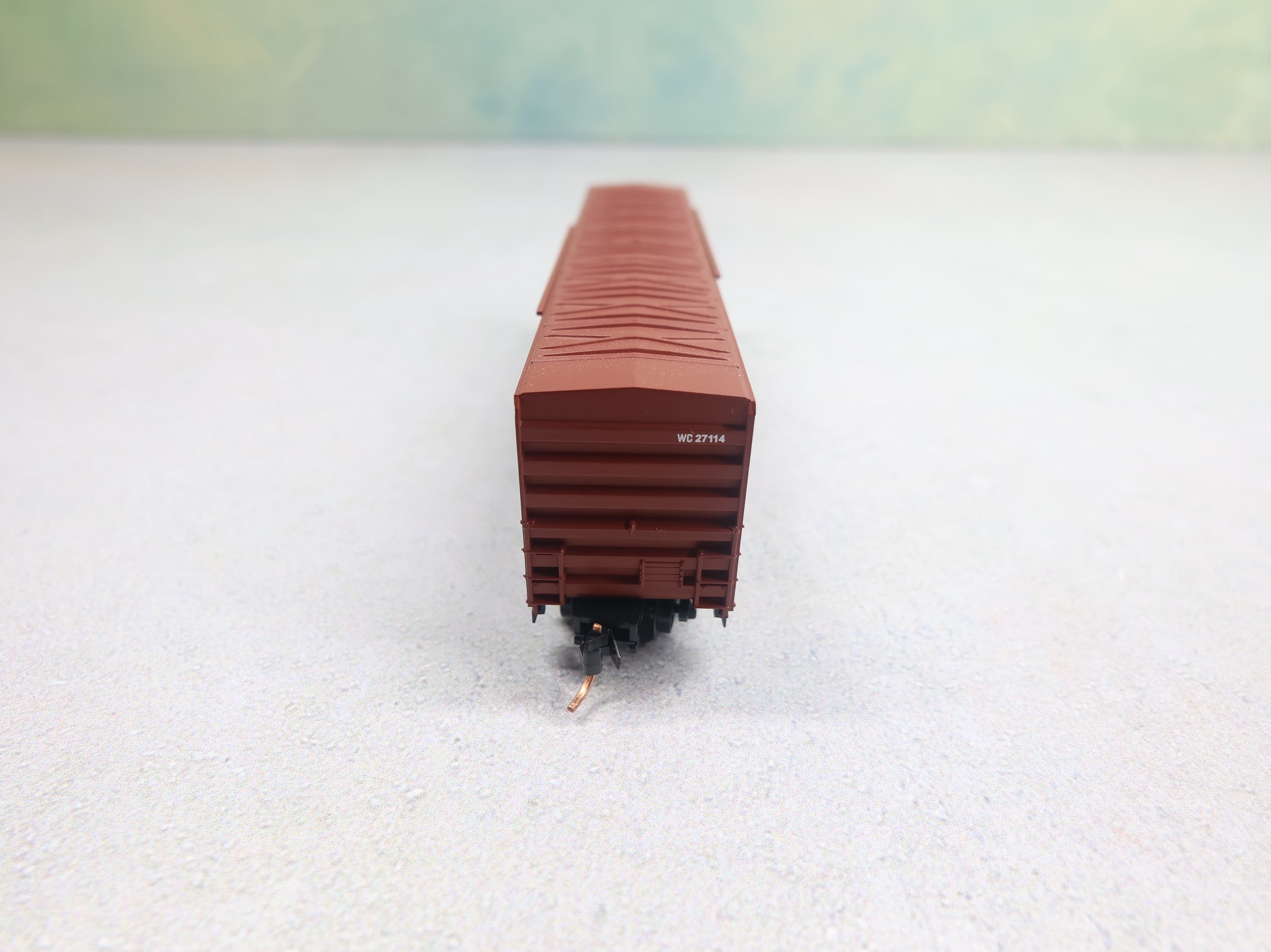 USED Micro-Trains 27200 N Scale 50' Rib Side Box Car SD Wisconsin Central WC #27114 Knuckle Couplers