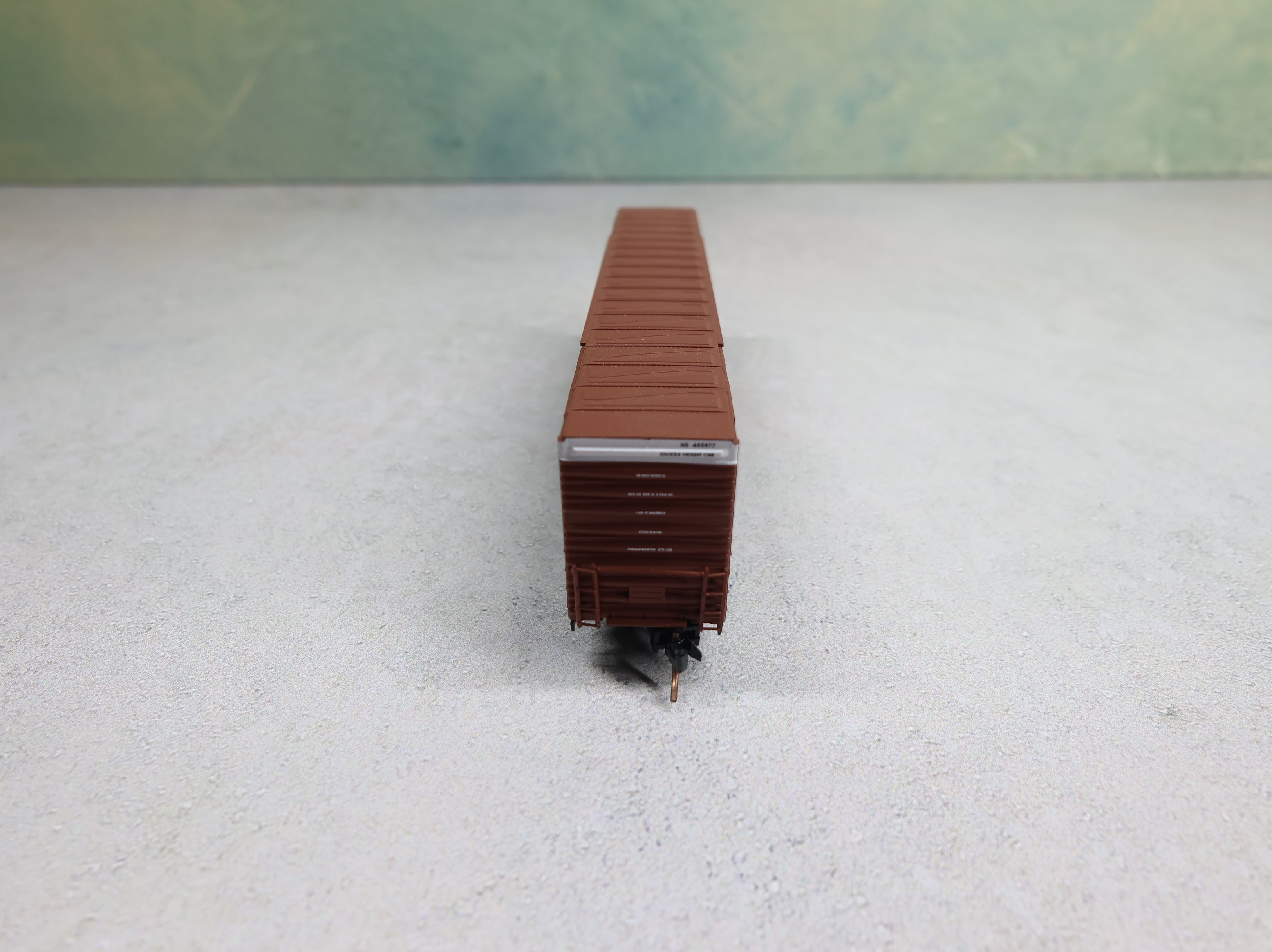 USED Micro-Trains 102070 N Scale 60' Box Car Excess Height Double Plug Doors Rivet Sides Norfolk Southern NS #465677 Knuckle Couplers
