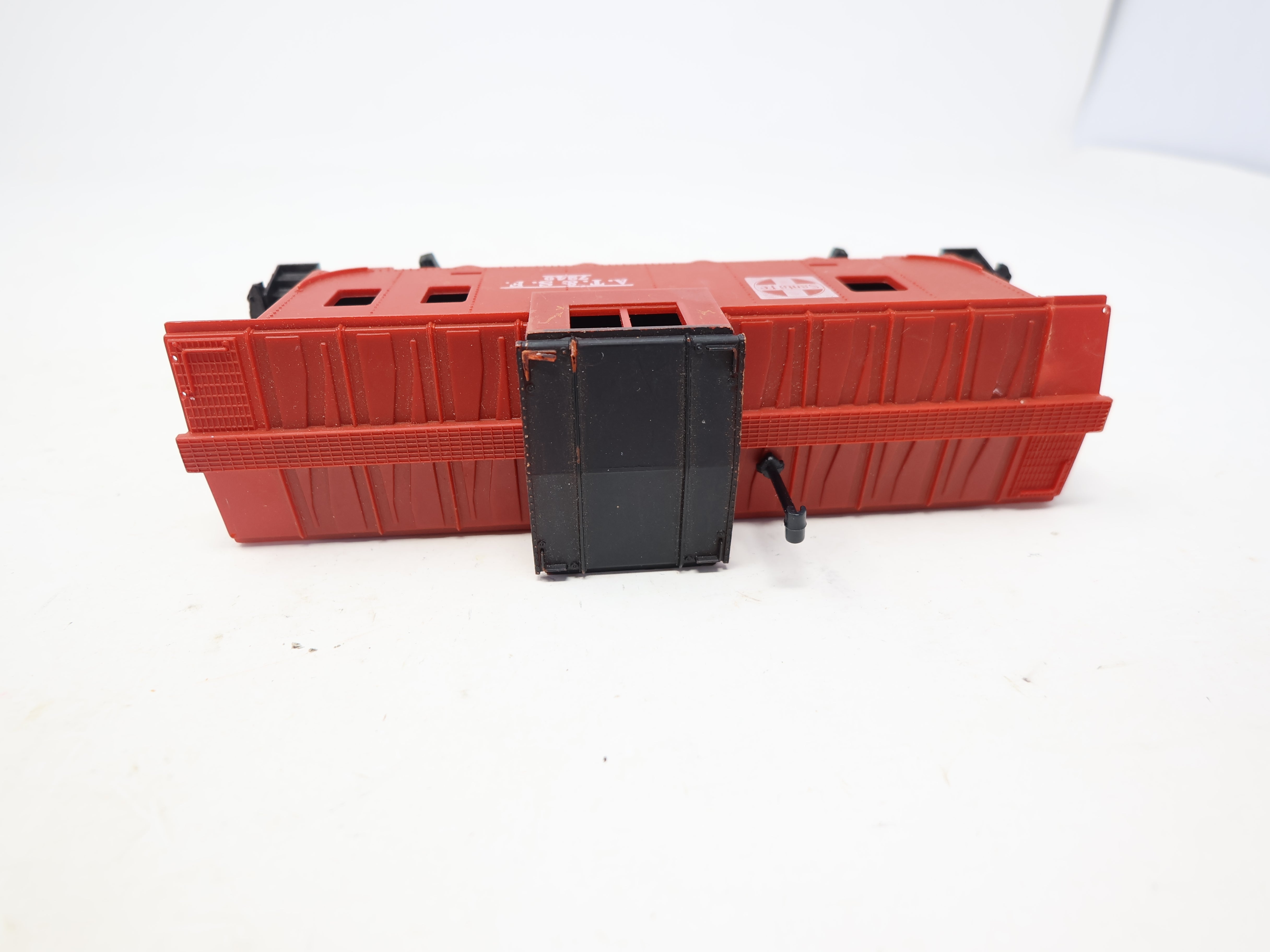 USED Tyco HO Scale, Caboose, Santa Fe ATSF #7240