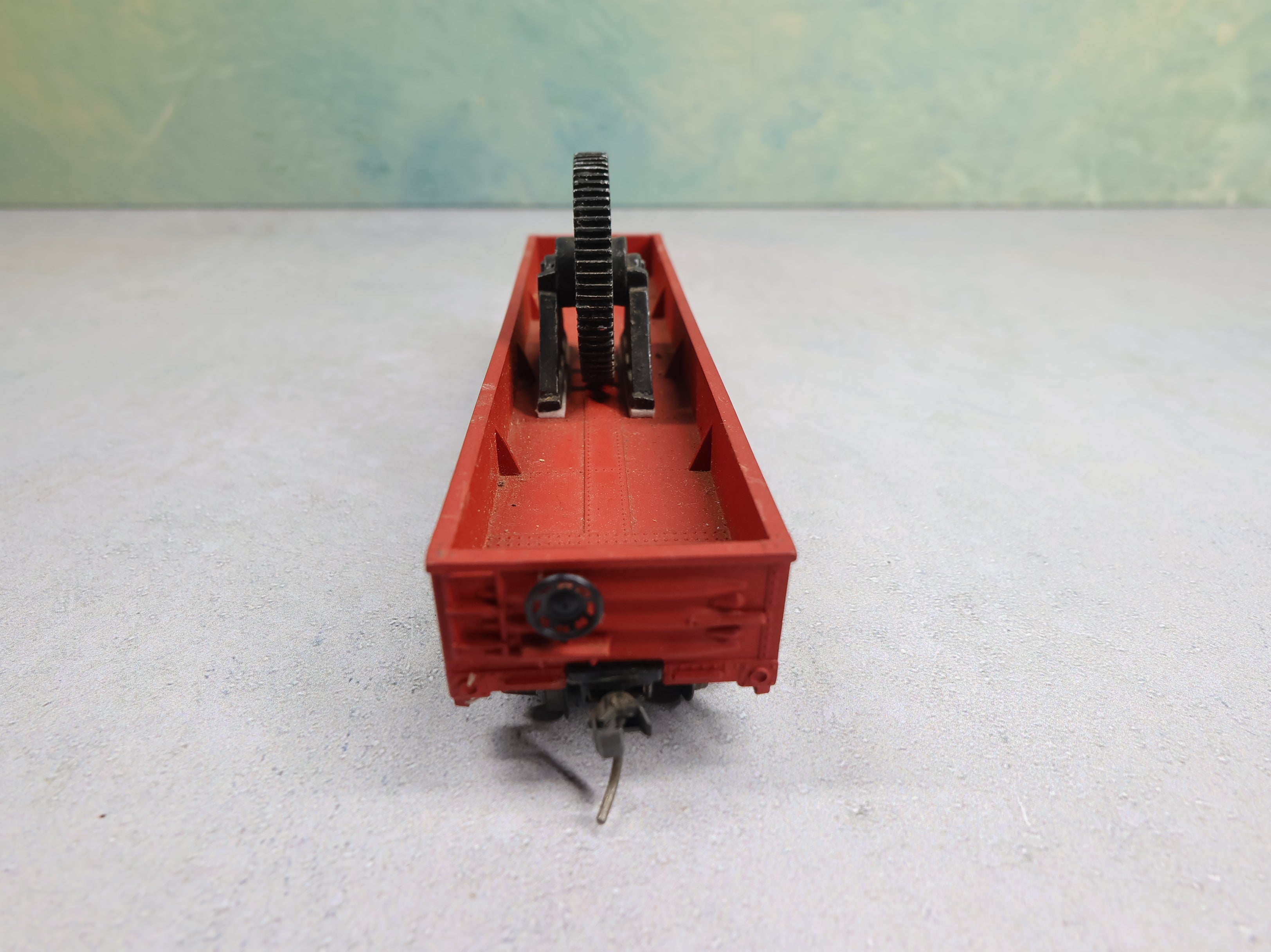 USED Rivarossi HO Scale 40' Gondola Norfolk Southern Original NS #7700 w/ Gear Load
