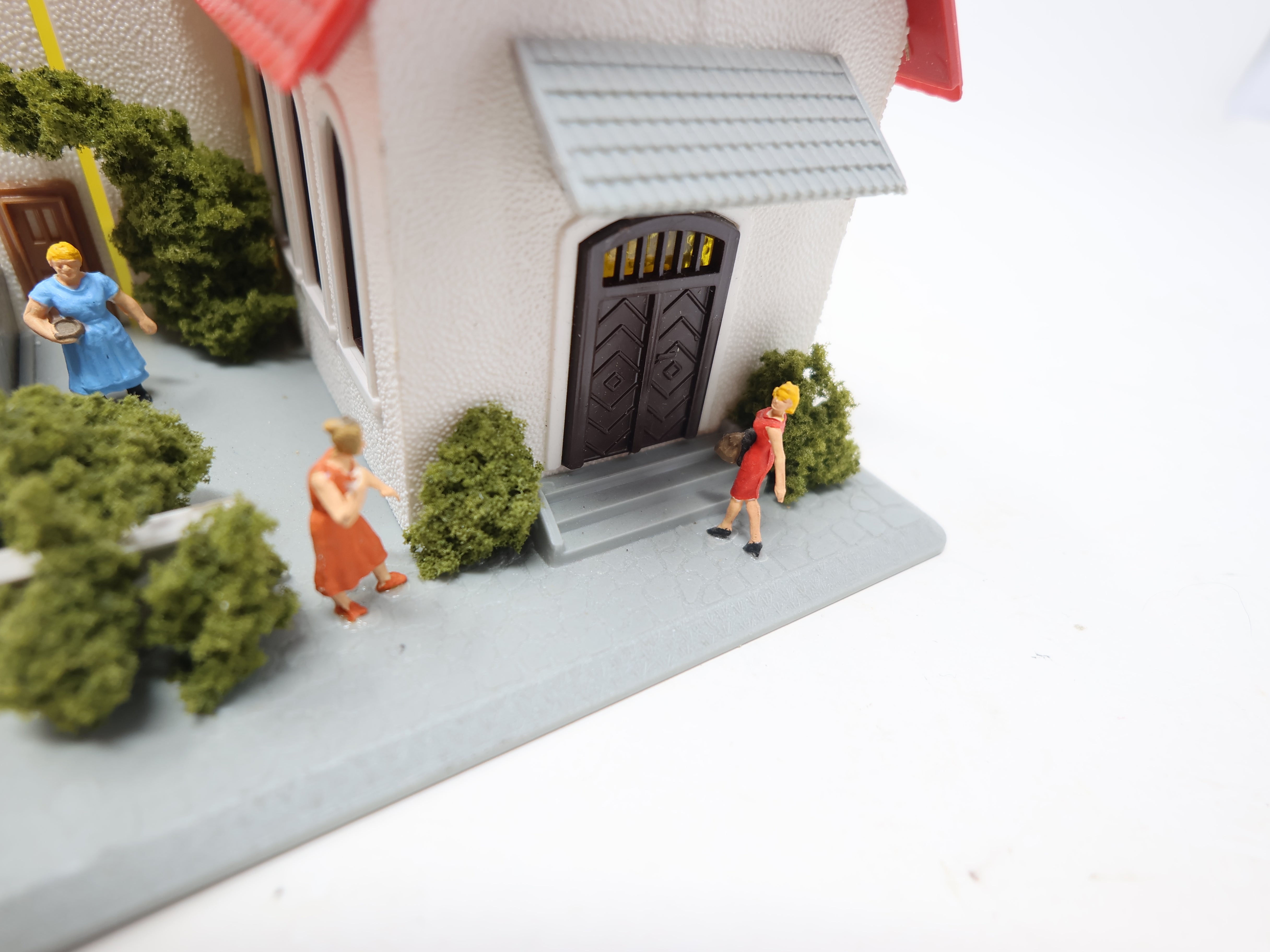 USED Hoffman HO Scale, Church Building