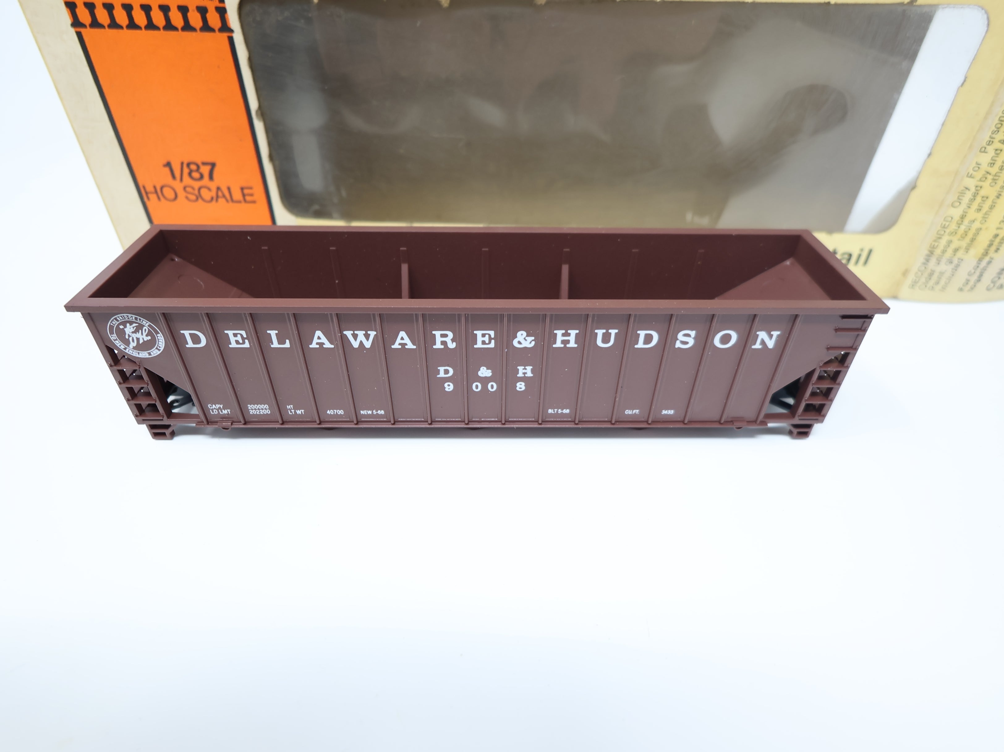 USED Con-Cor HO Scale 100T 15 Panel Hopper Delaware and Hudson DH #9008 KIT