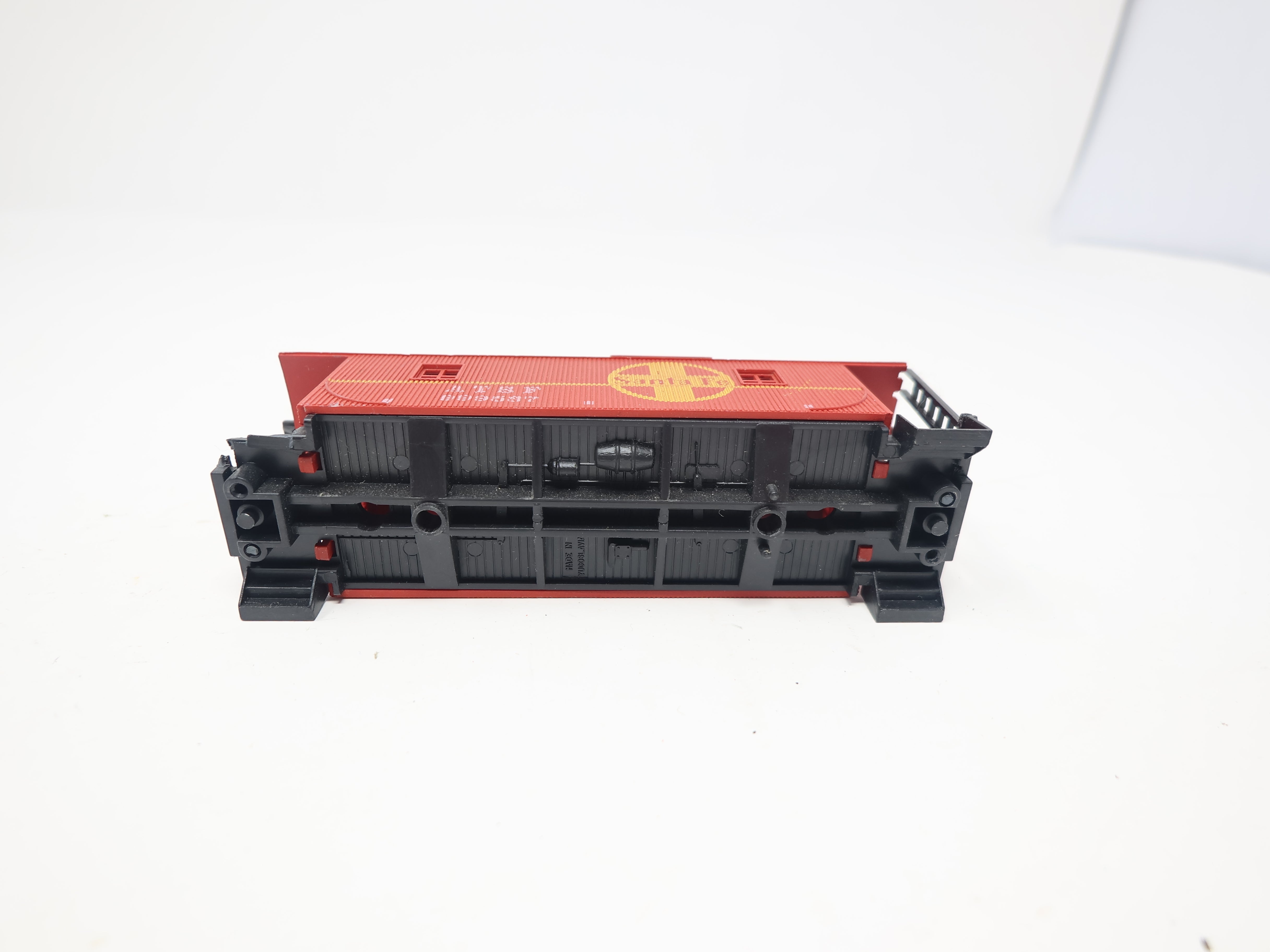 USED HO Scale, Caboose Shell, Santa Fe ATSF #999537