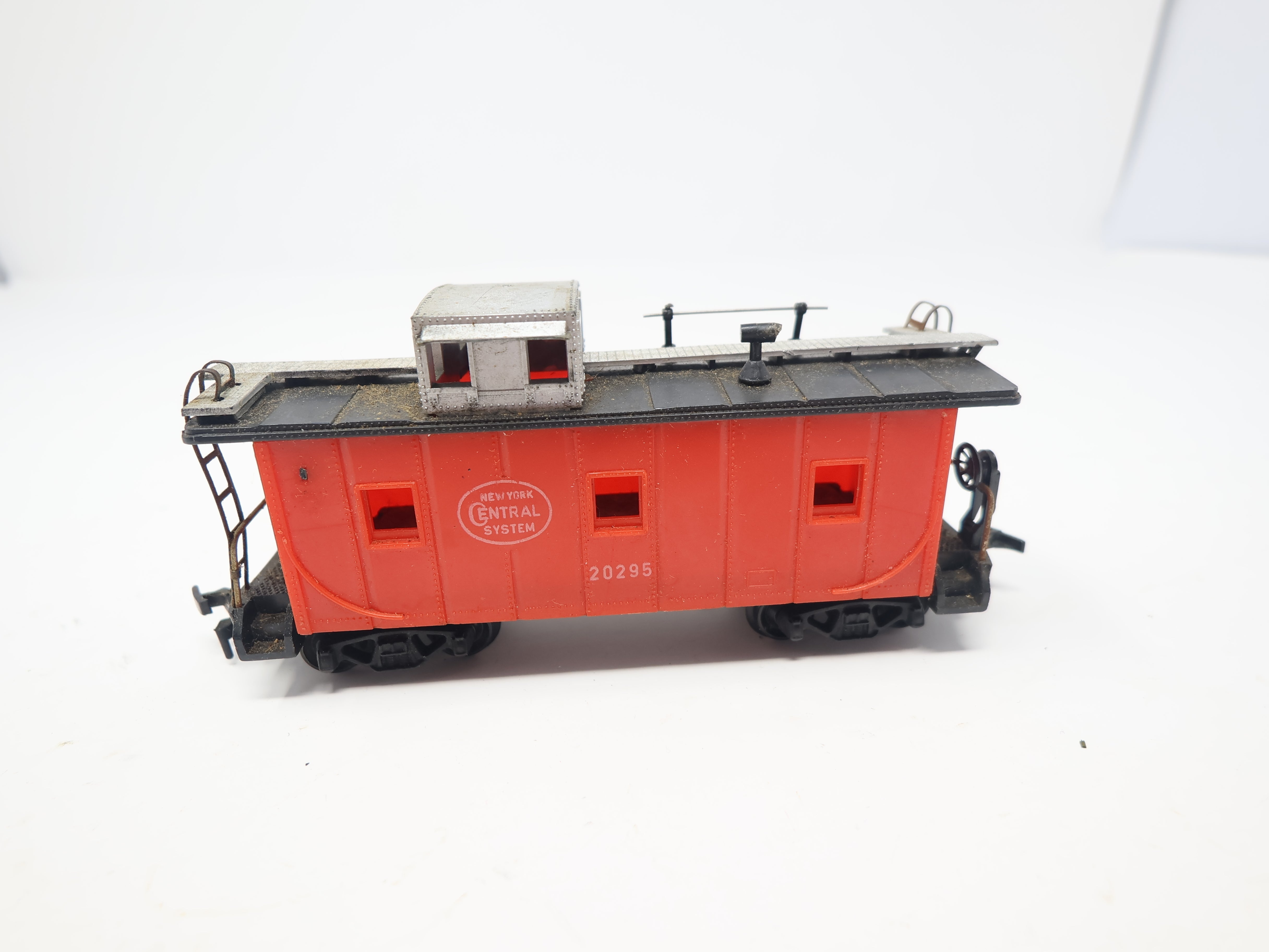 USED MARX HO Scale, Caboose, New York Central #20295