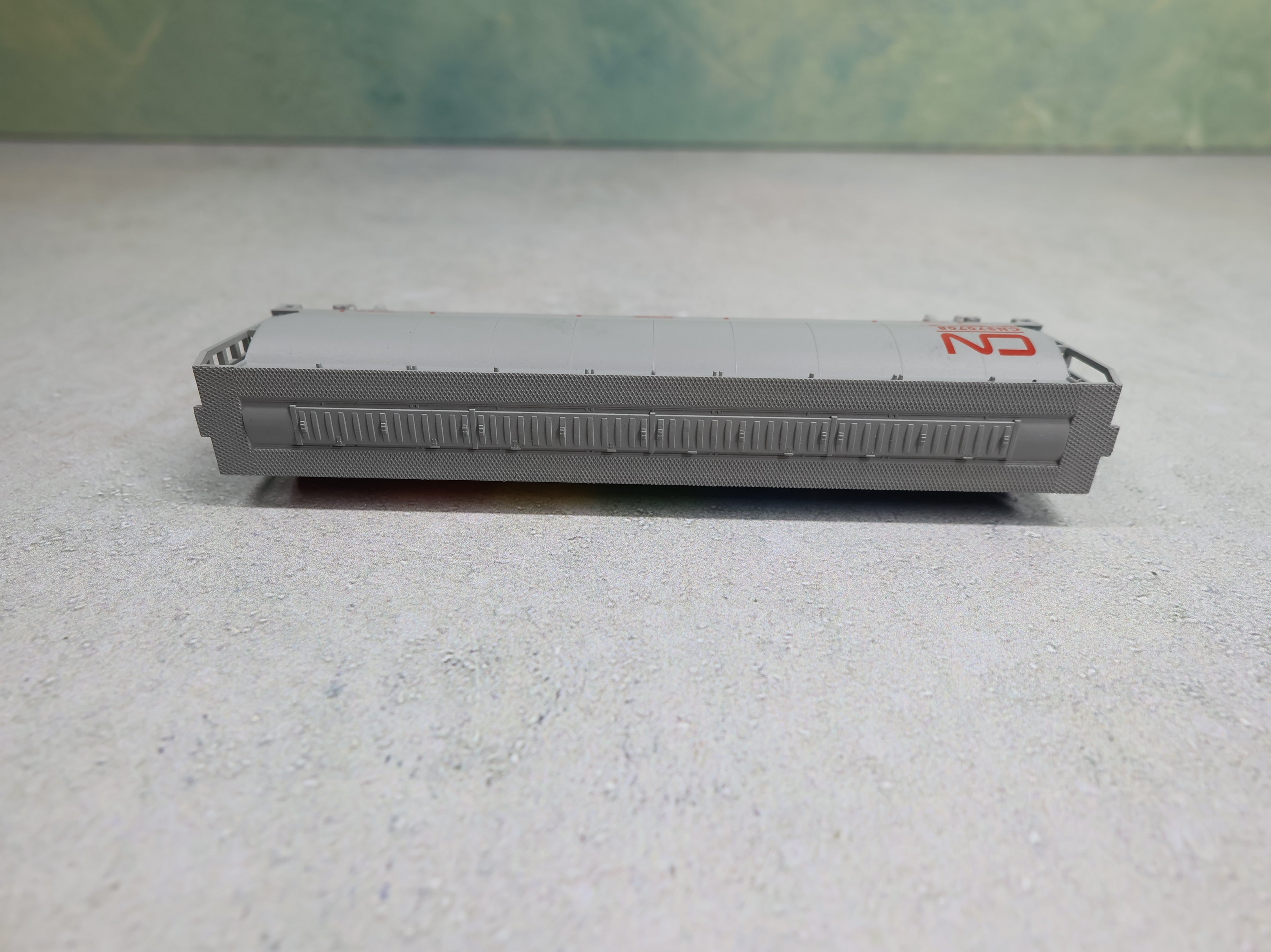 USED Bachmann 19151 N Scale 4 Bay Cylindrical Grain Hopper Canadian National CN #370708 Demonstrator