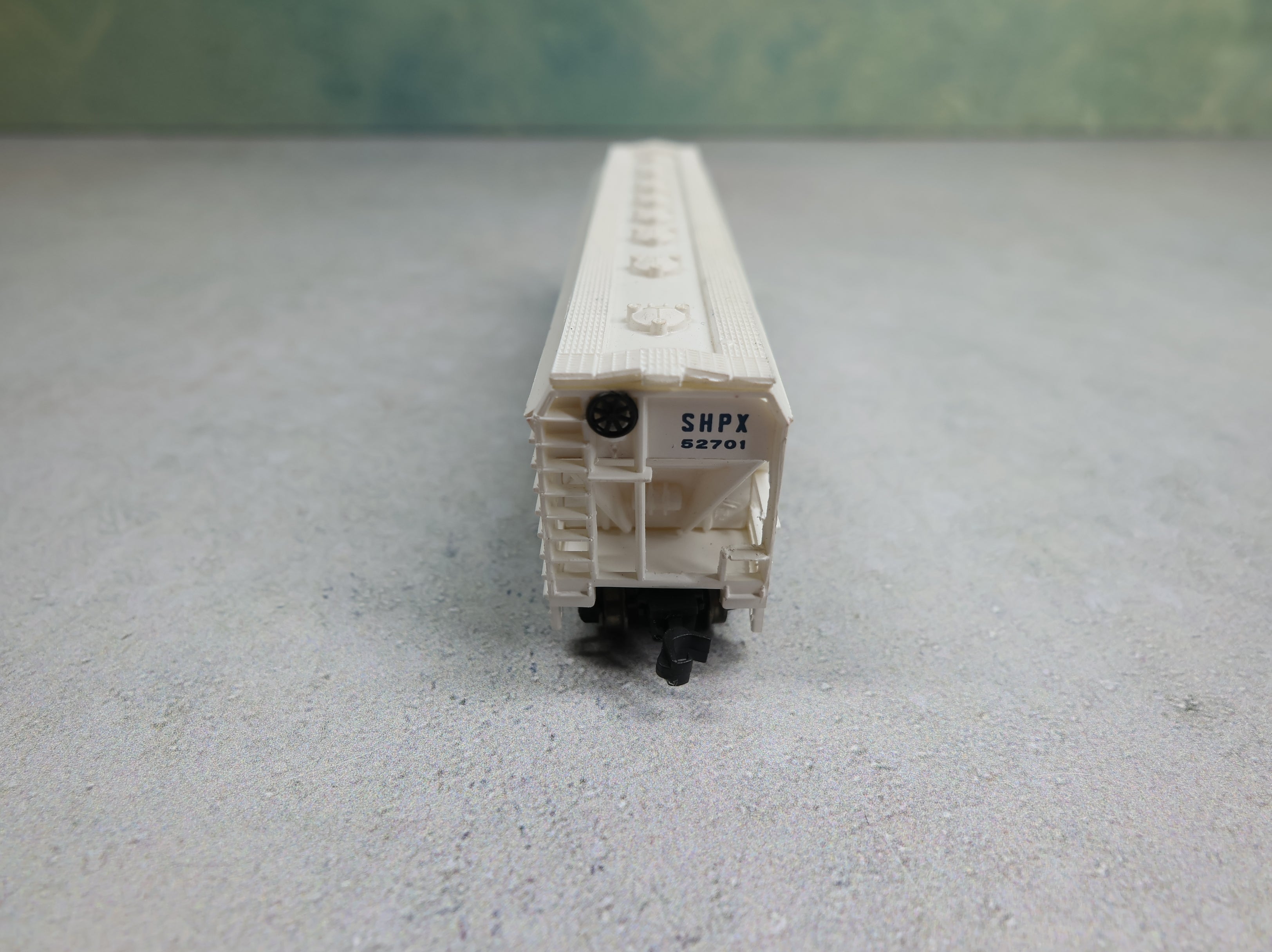 USED Bachmann 76636 N Scale 56' Centerflow Hopper Enjay Plastics SHPX #52701
