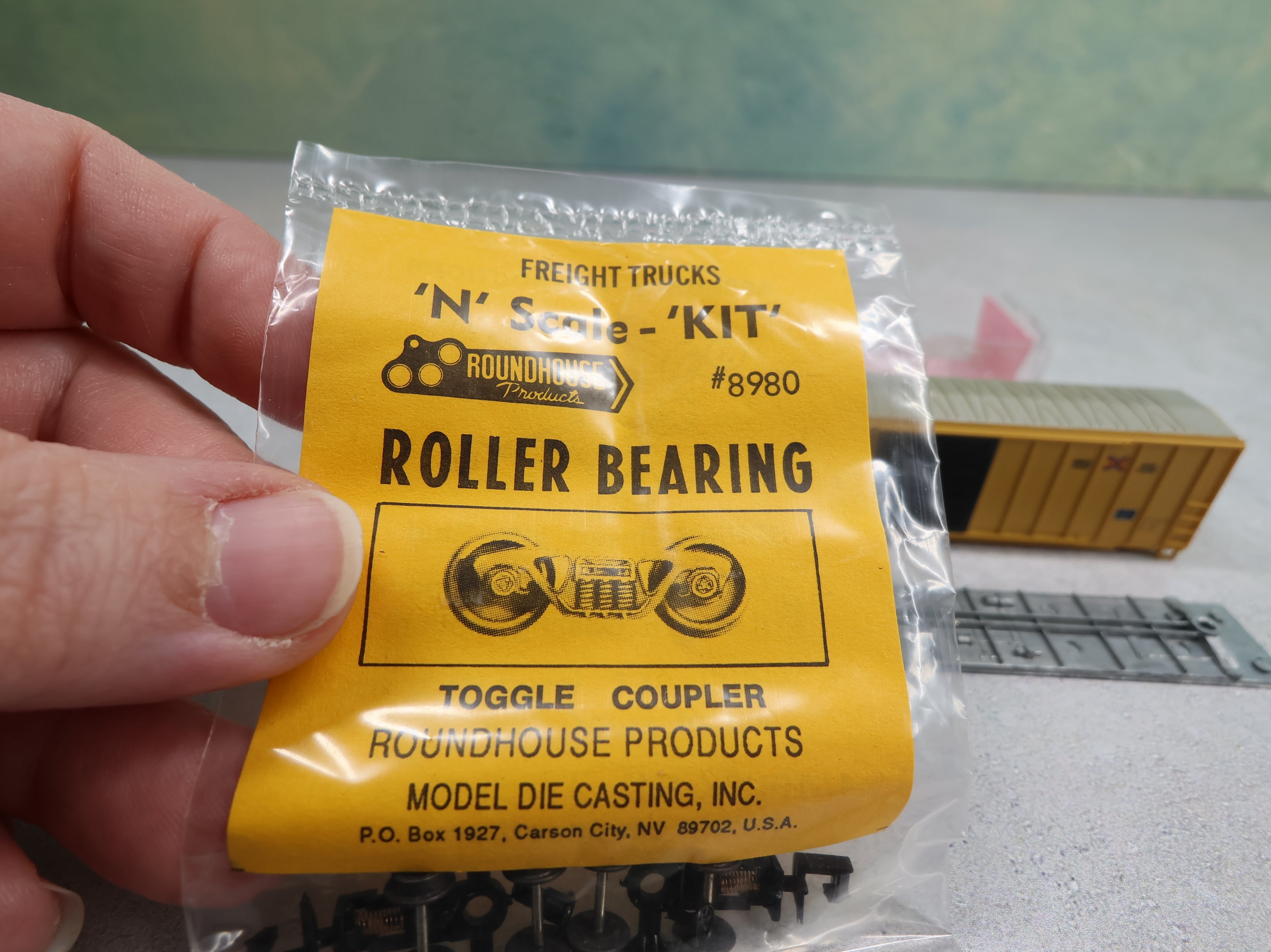 USED Roundhouse N Scale 50' Box Car Railbox RBOX #38749 KIT