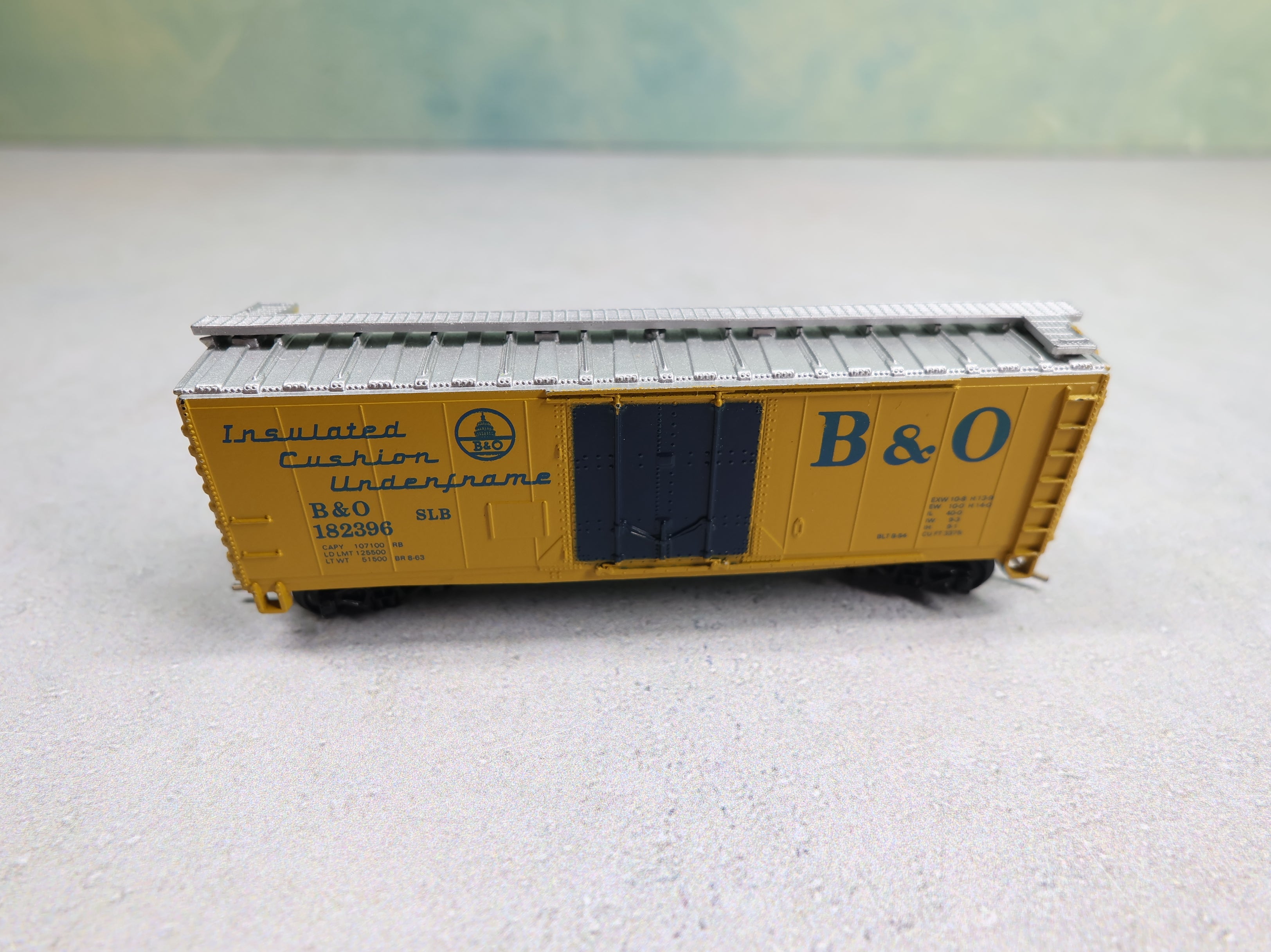 USED Atlas N Scale 40' Box Car Baltimore and Ohio B&O #182396 Knuckle Couplers
