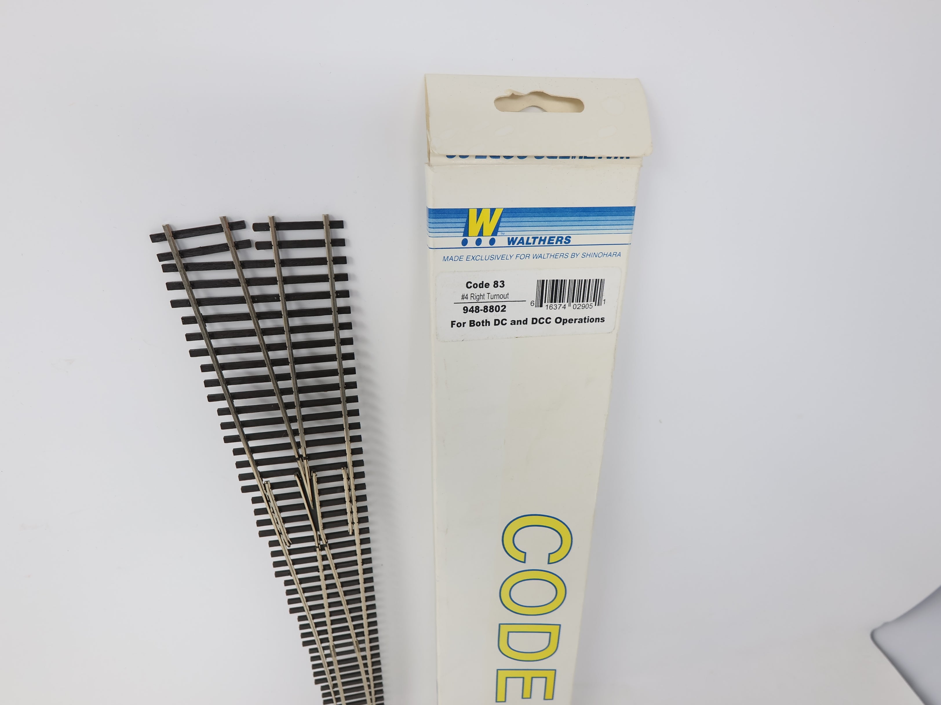 USED Walthers HO Scale Code 83 Left Hand Turnout #4 Track