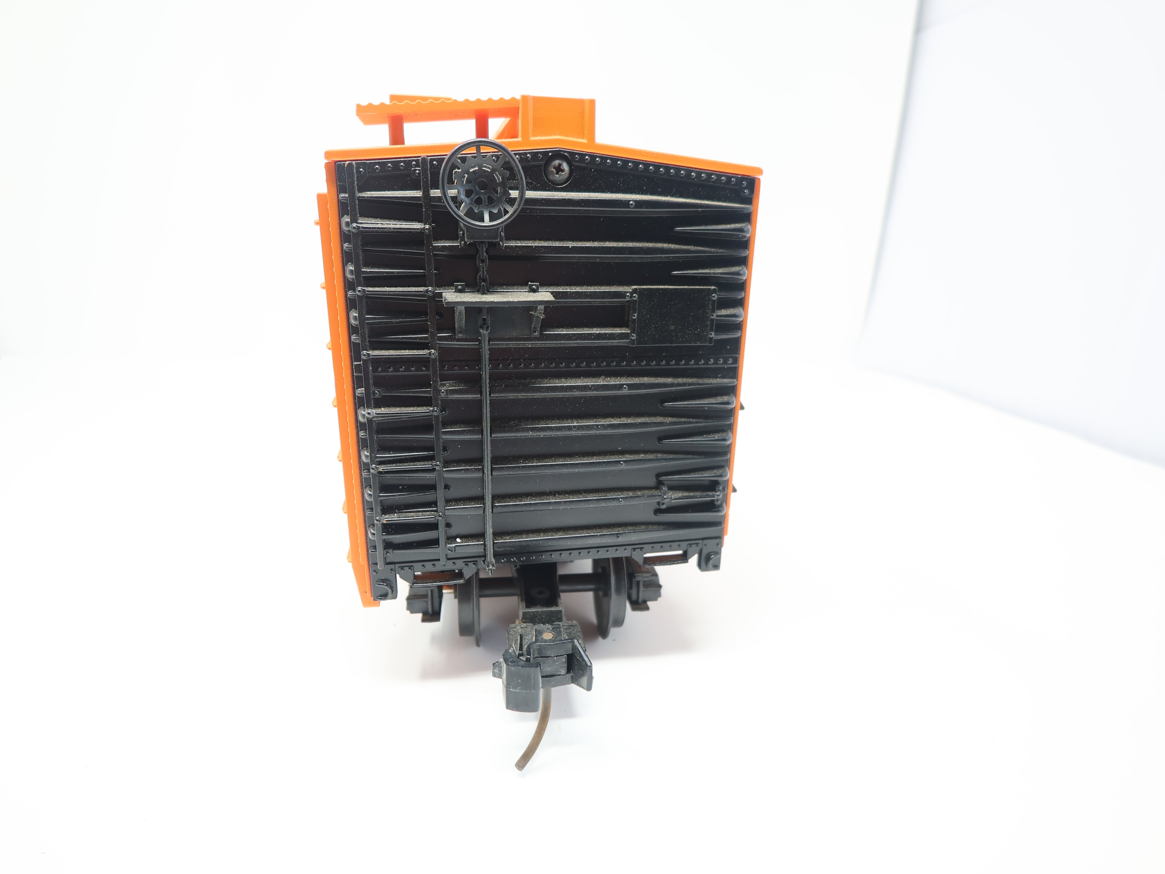 USED Lionel 8-87100 G Scale, Reefer Box Car, Pacific Fruit Express PFE #87100