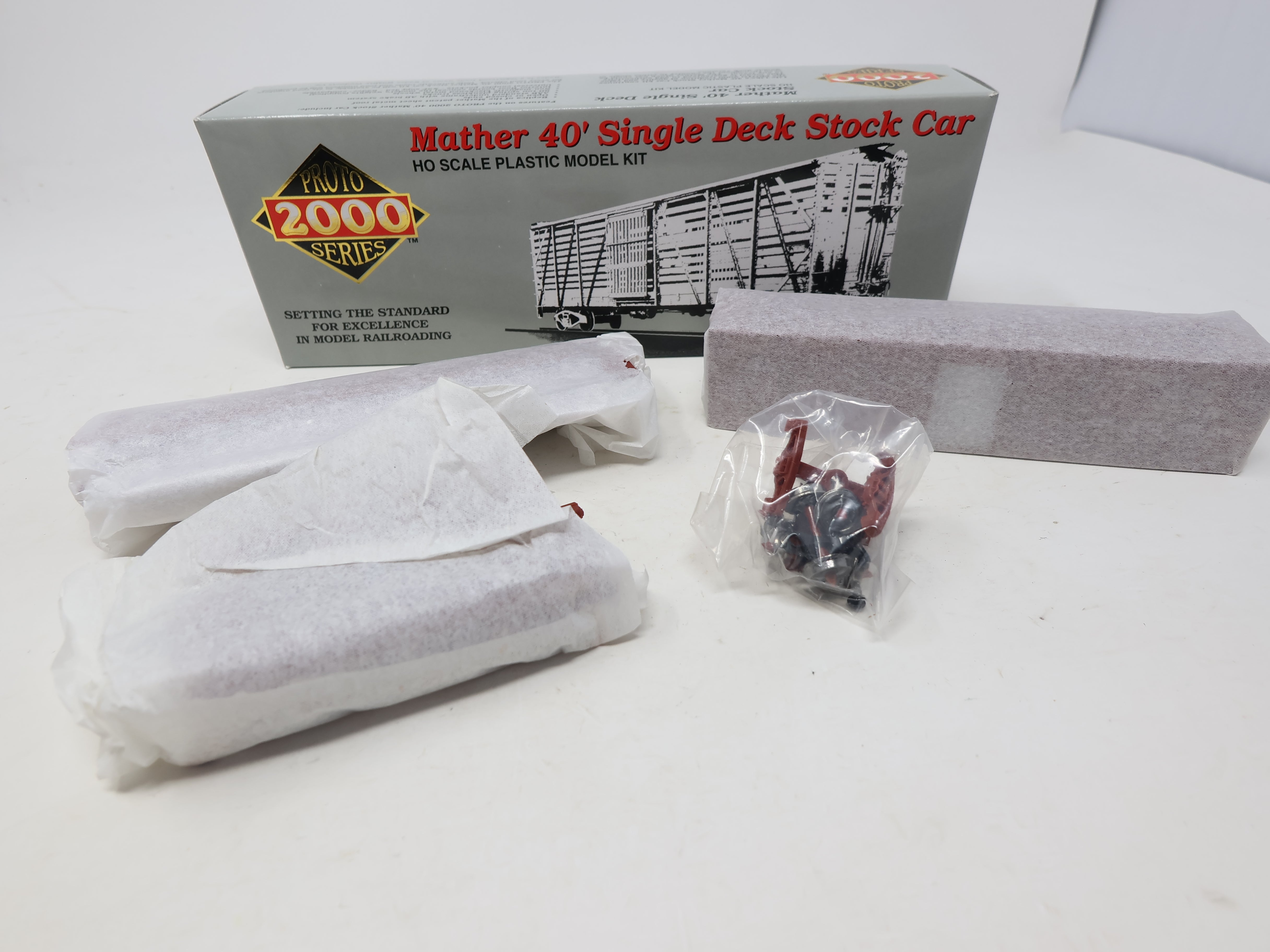 USED Life-Like HO Scale, Mather 40' Single Deck Stock Car, Mather #2204