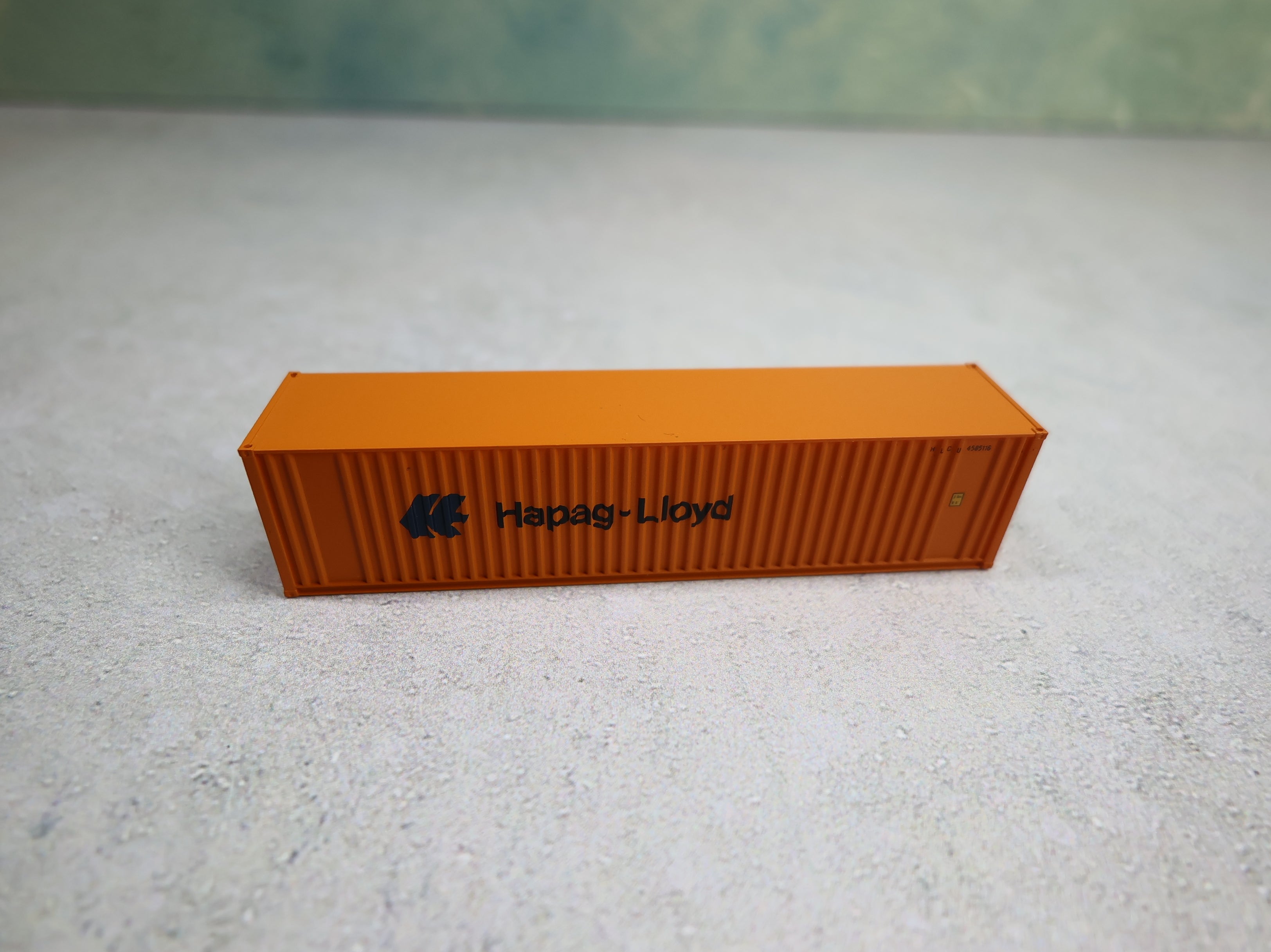 USED Walthers N Scale 40' Intermodal Container Hapag-Lloyd