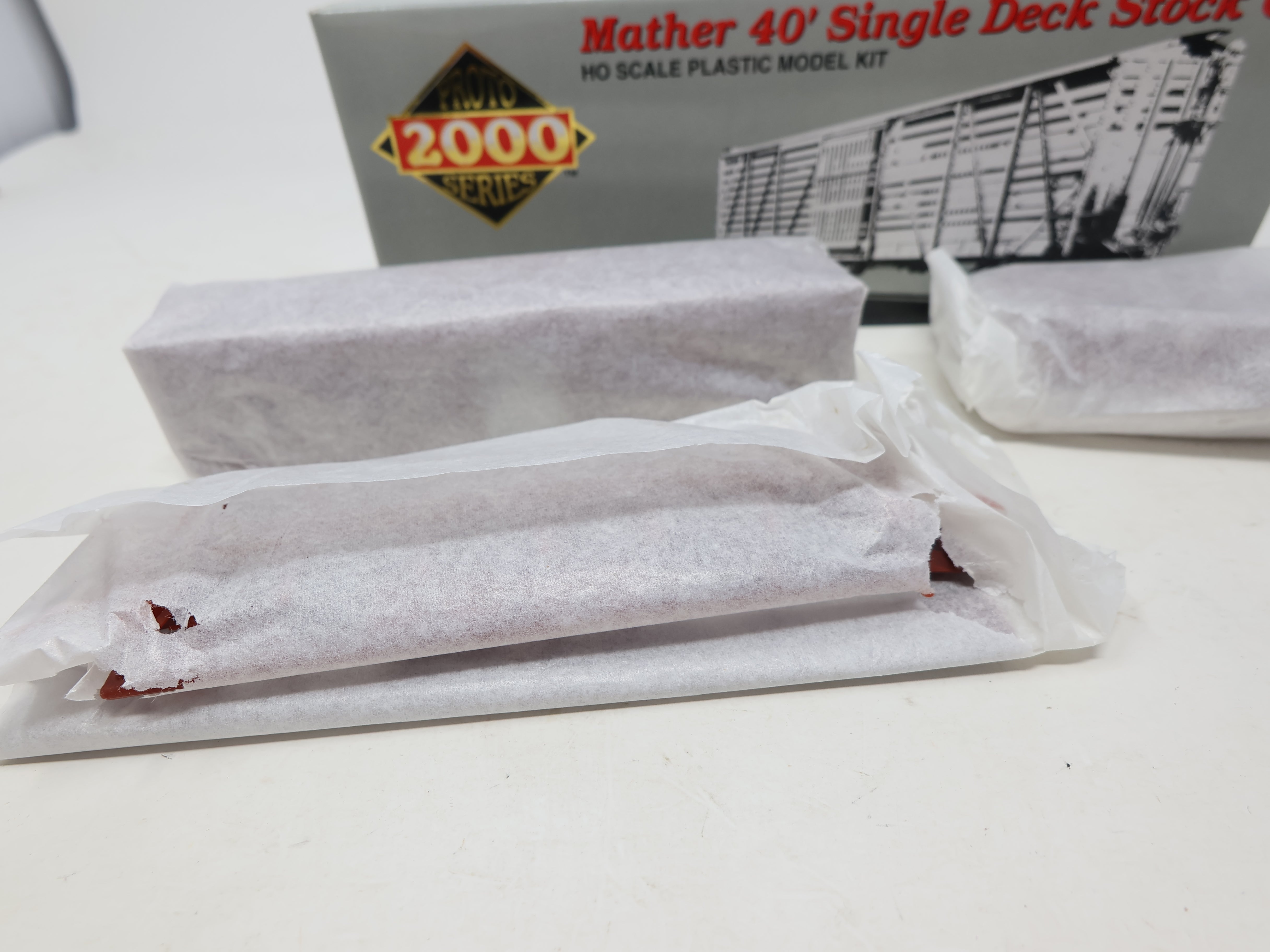 USED Life-Like HO Scale, Mather 40' Single Deck Stock Car, Chicago & North Western CNW #36755