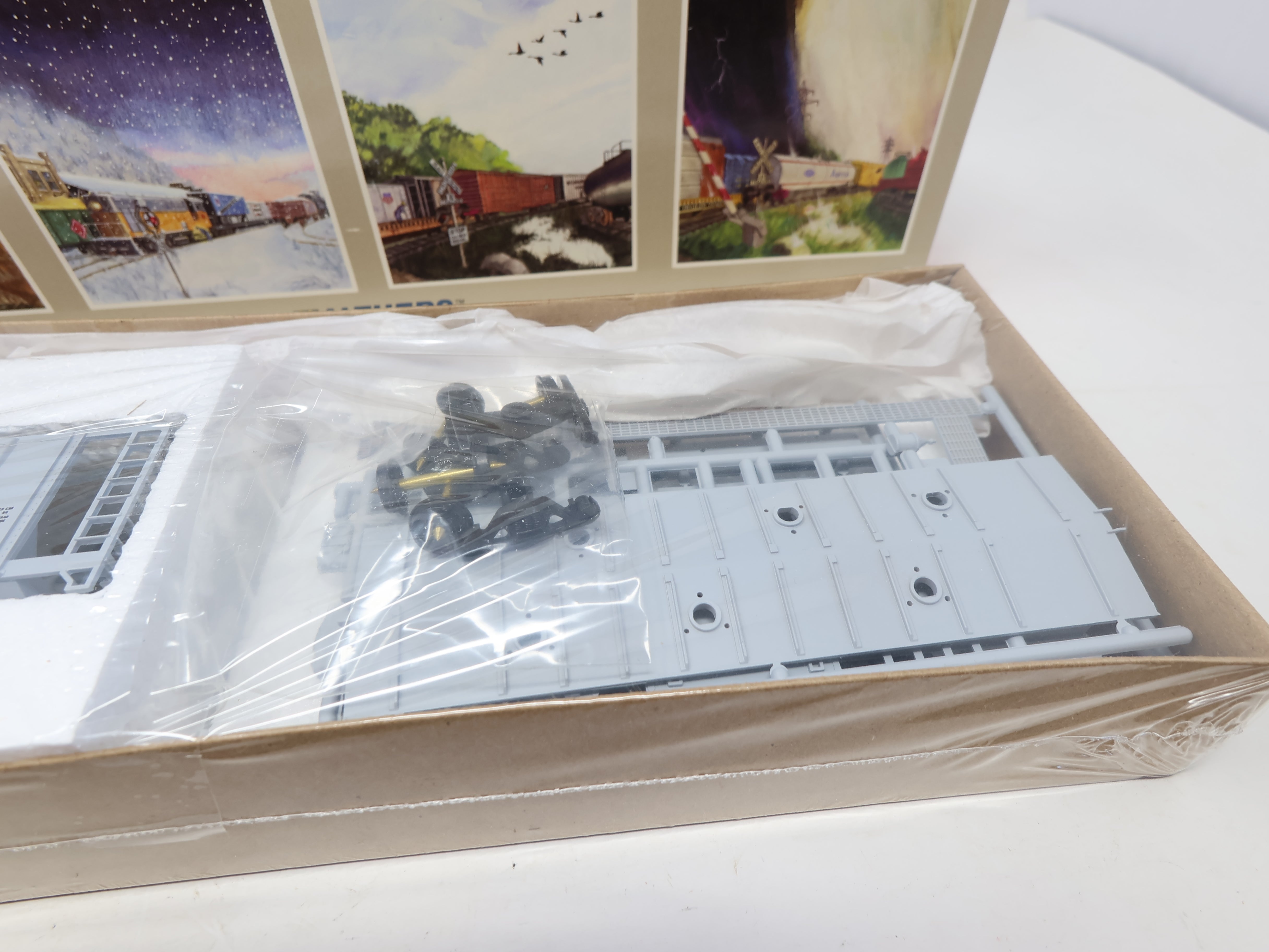 Walthers HO Scale, 1993 LMTD Run Airslide Hopper, SOO Line #69214, Sealed 112/340 (KIT)