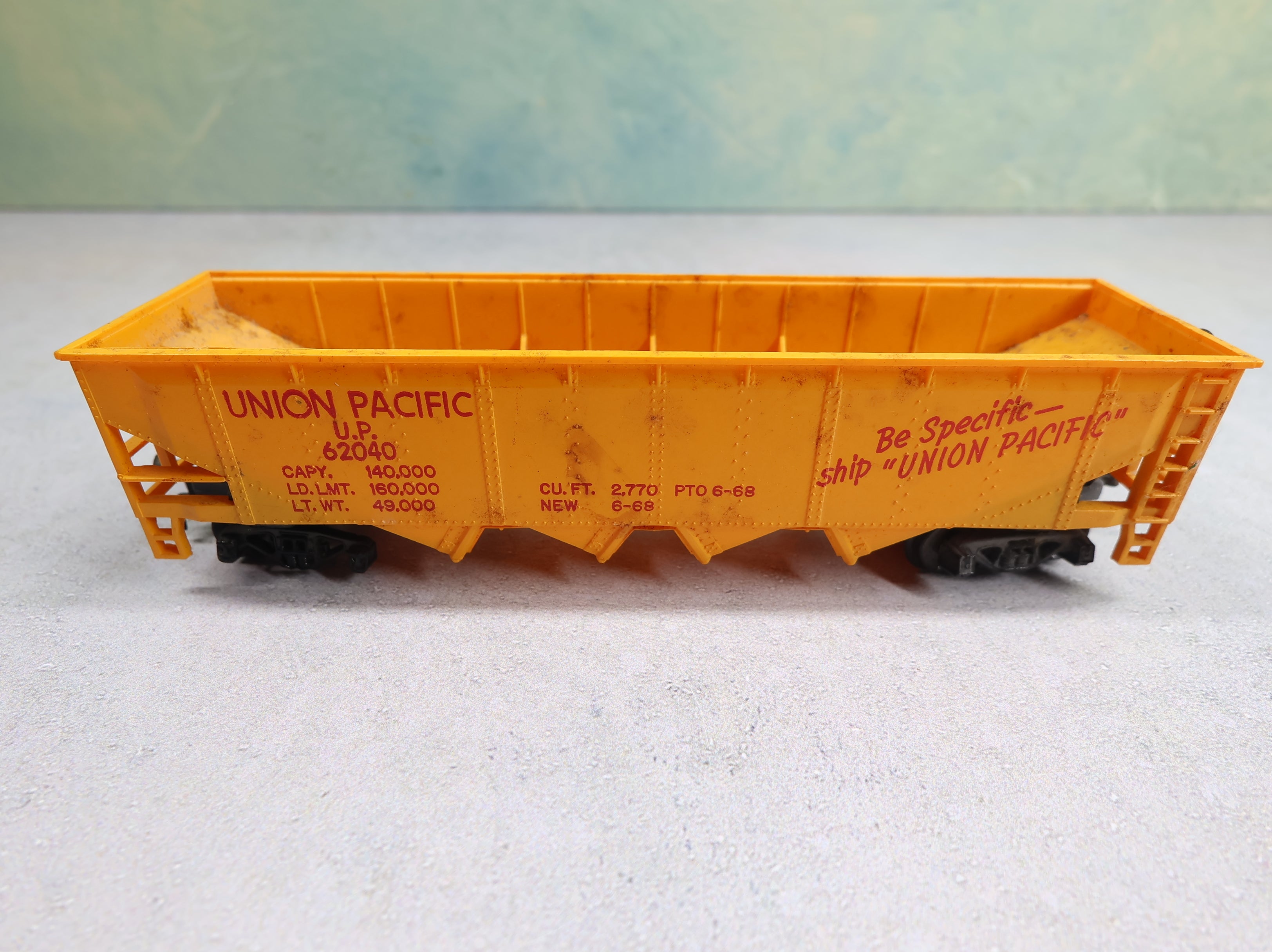 USED Tyco HO Scale Quad Hopper Union Pacific UP #62040
