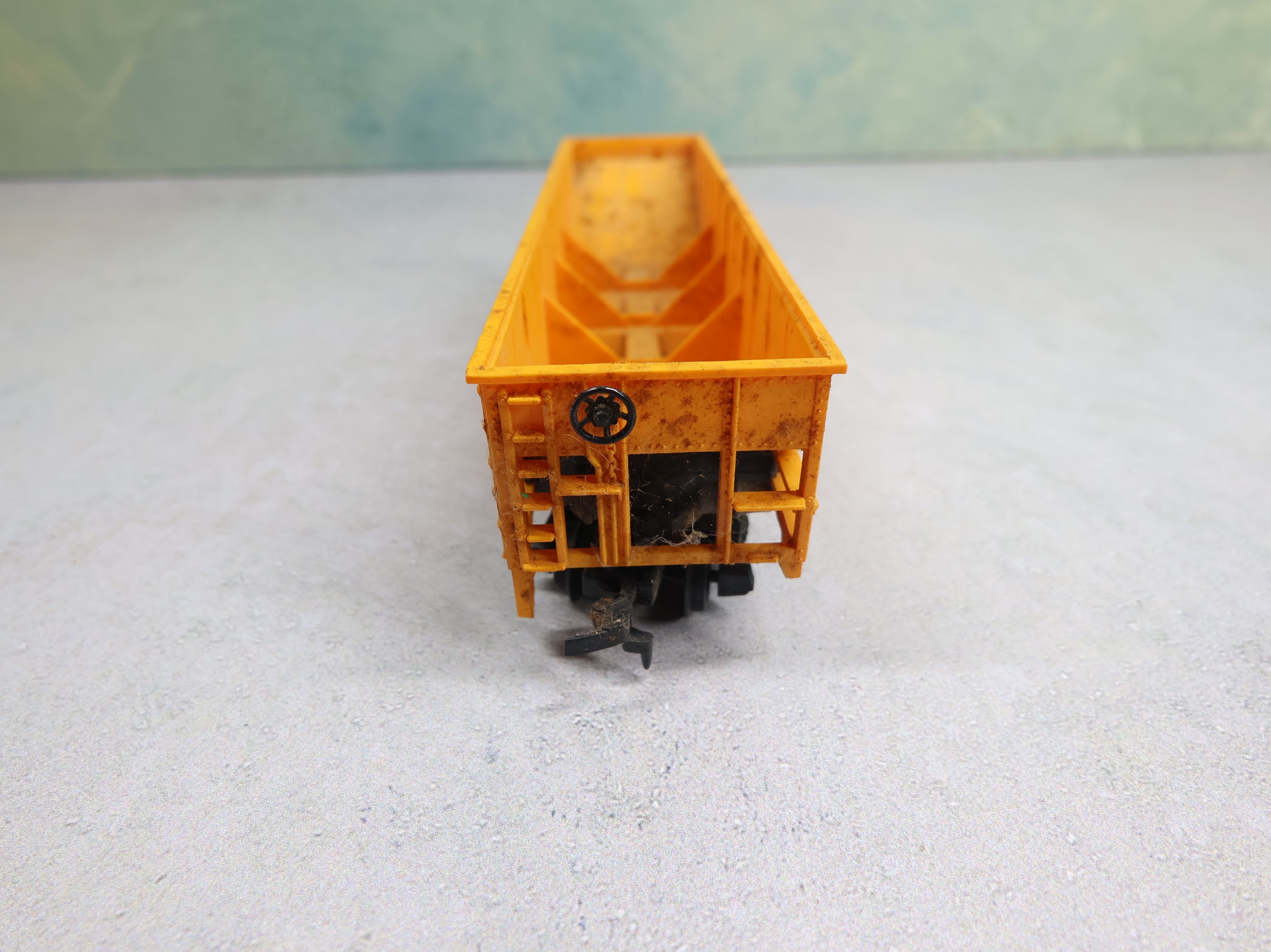 USED Tyco HO Scale Quad Hopper Union Pacific UP #62040