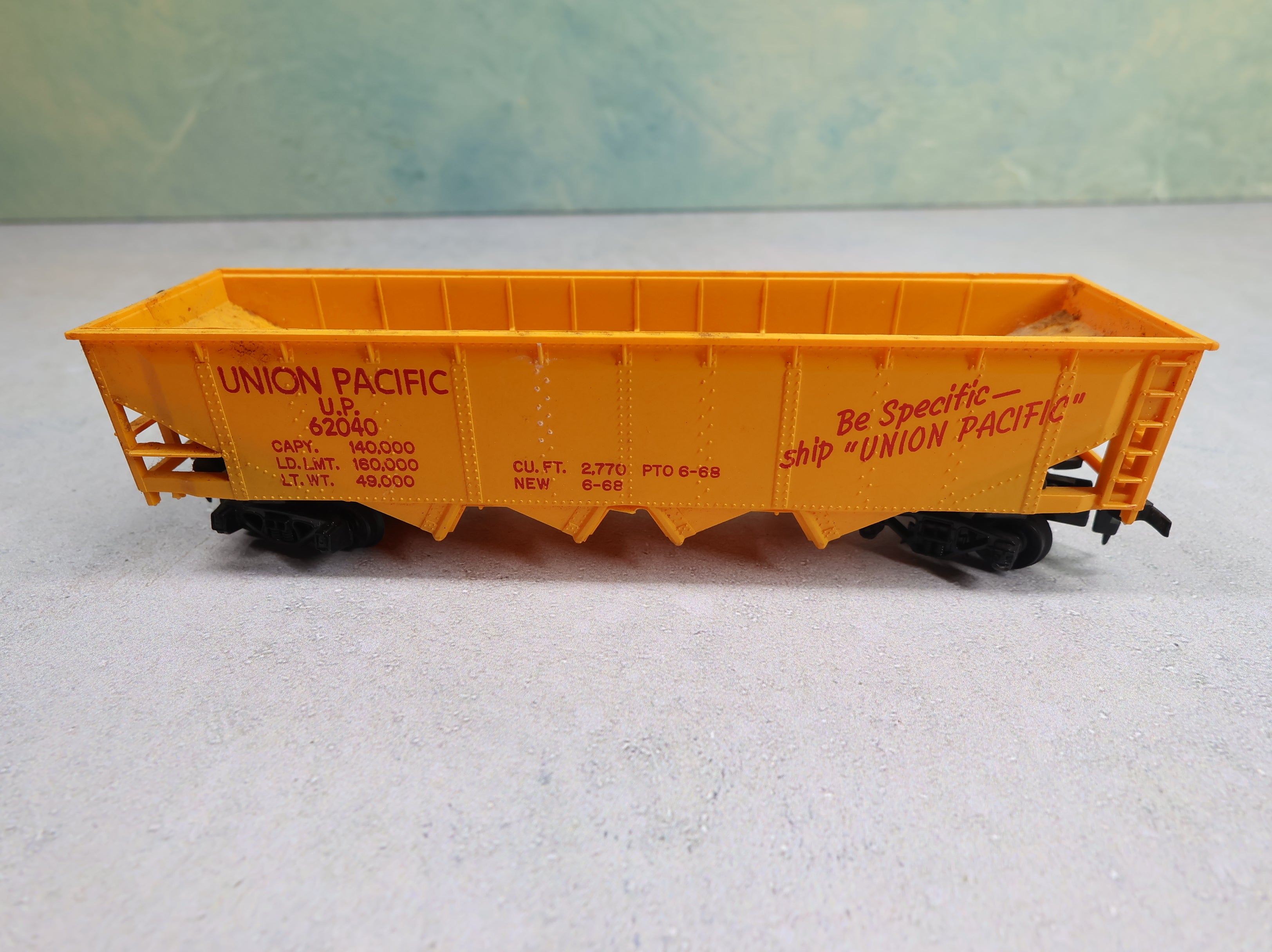 USED Tyco HO Scale Quad Hopper Union Pacific UP #62040