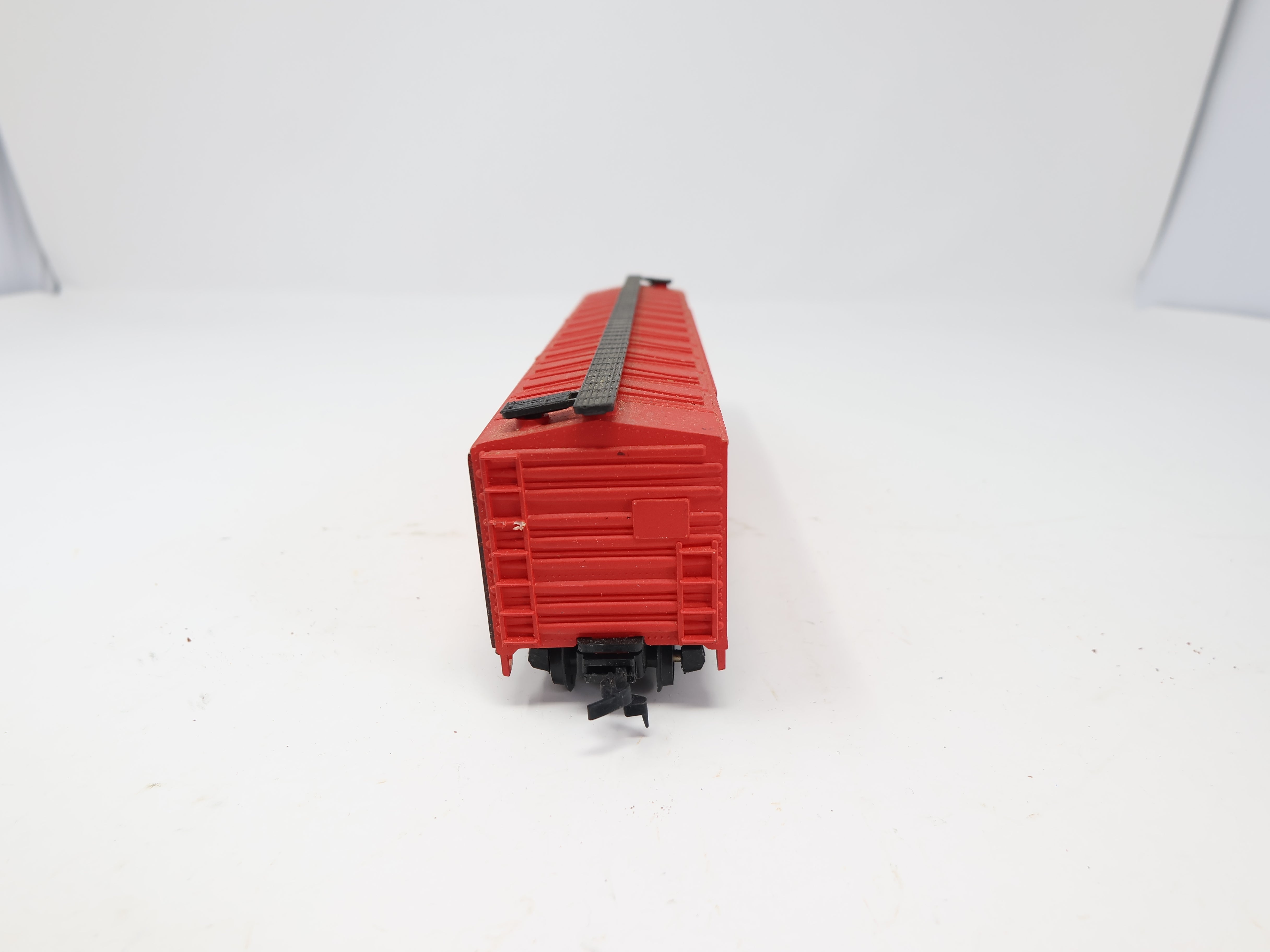 USED AHM HO Scale, 50' Steel Box Car, Canadian Pacific CP #51031, CP Rail