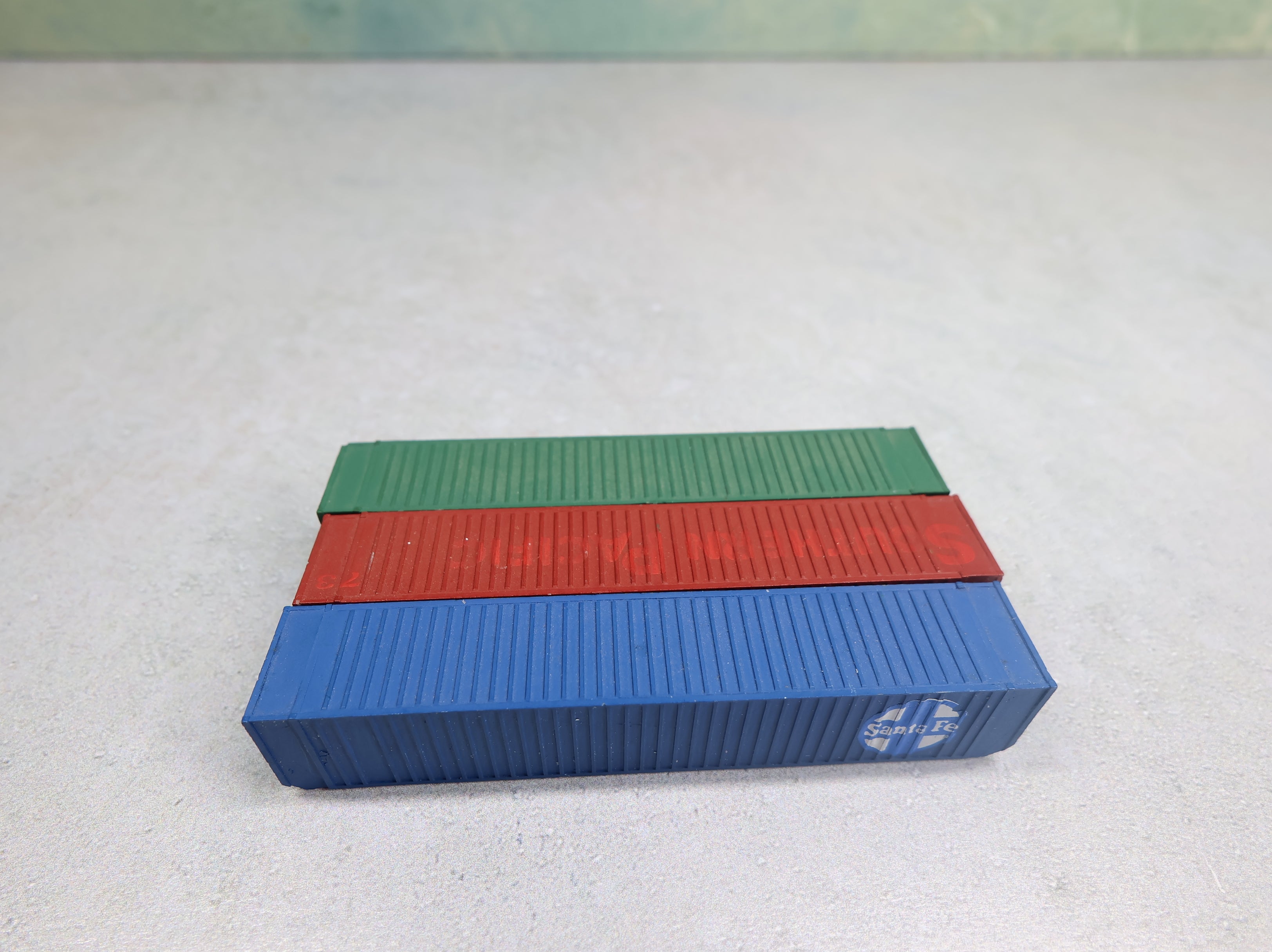 USED N Scale Lot of 3 Custom 45' Containers Santa Fe, Southern Pacific, Burlington Northern (3 pcs)