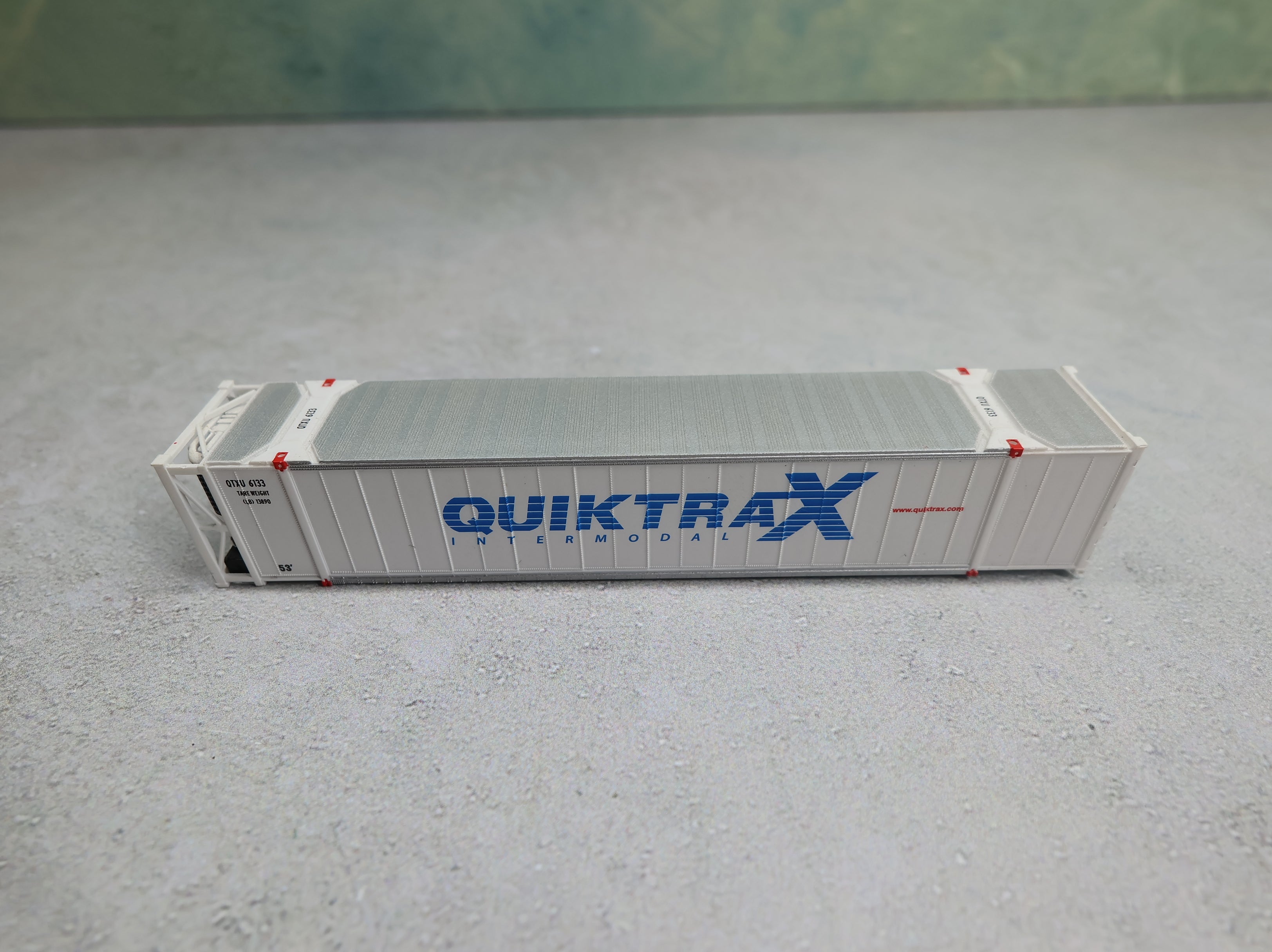 USED ScaleTrains N Scale 53' Refrigerated Intermodal Container Quiktrax QTXU #6133