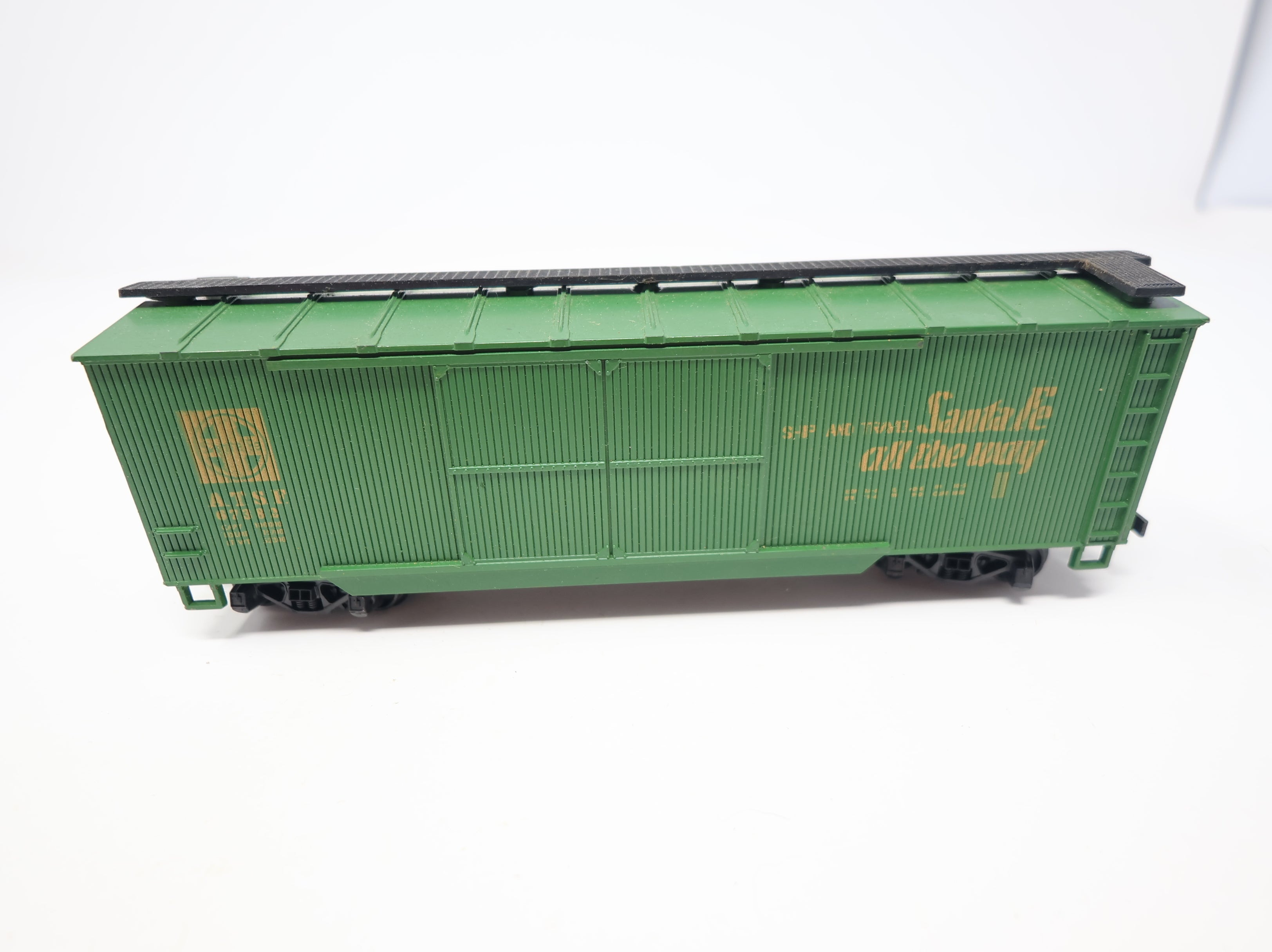 USED ROCO HO Scale 40' Wooden Box Car Santa Fe ATSF #67382