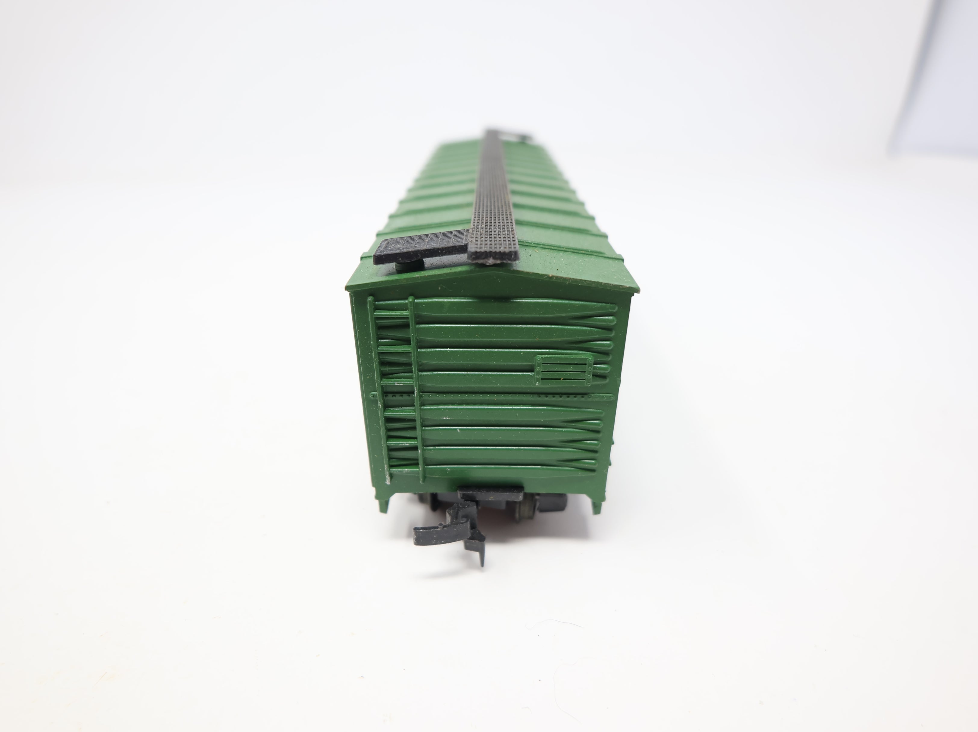 USED ROCO HO Scale 40' Wooden Box Car Santa Fe ATSF #67382