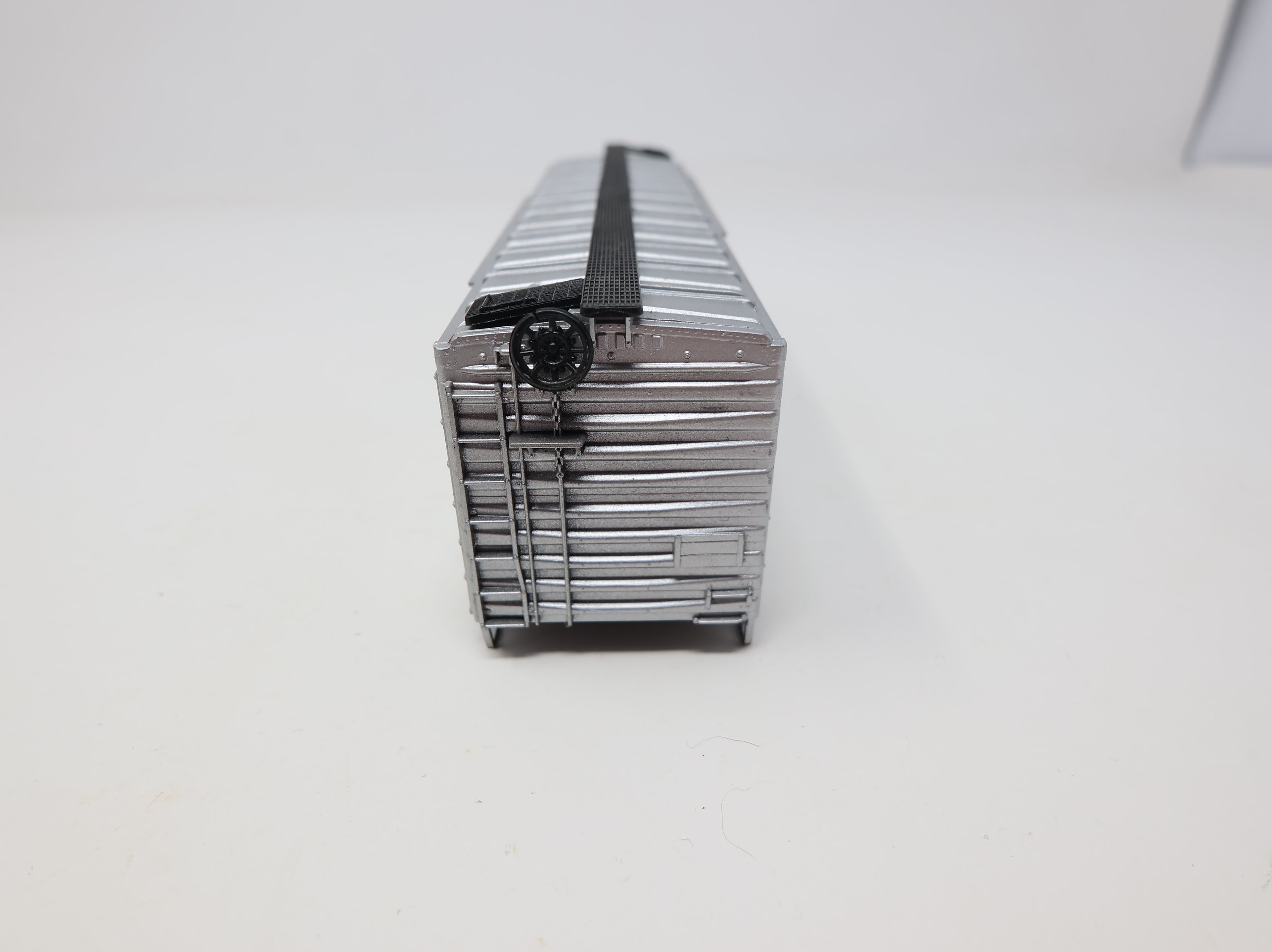 USED AHM HO Scale 40' Steel Box Car Thermice TICX #8903 Dry Ice