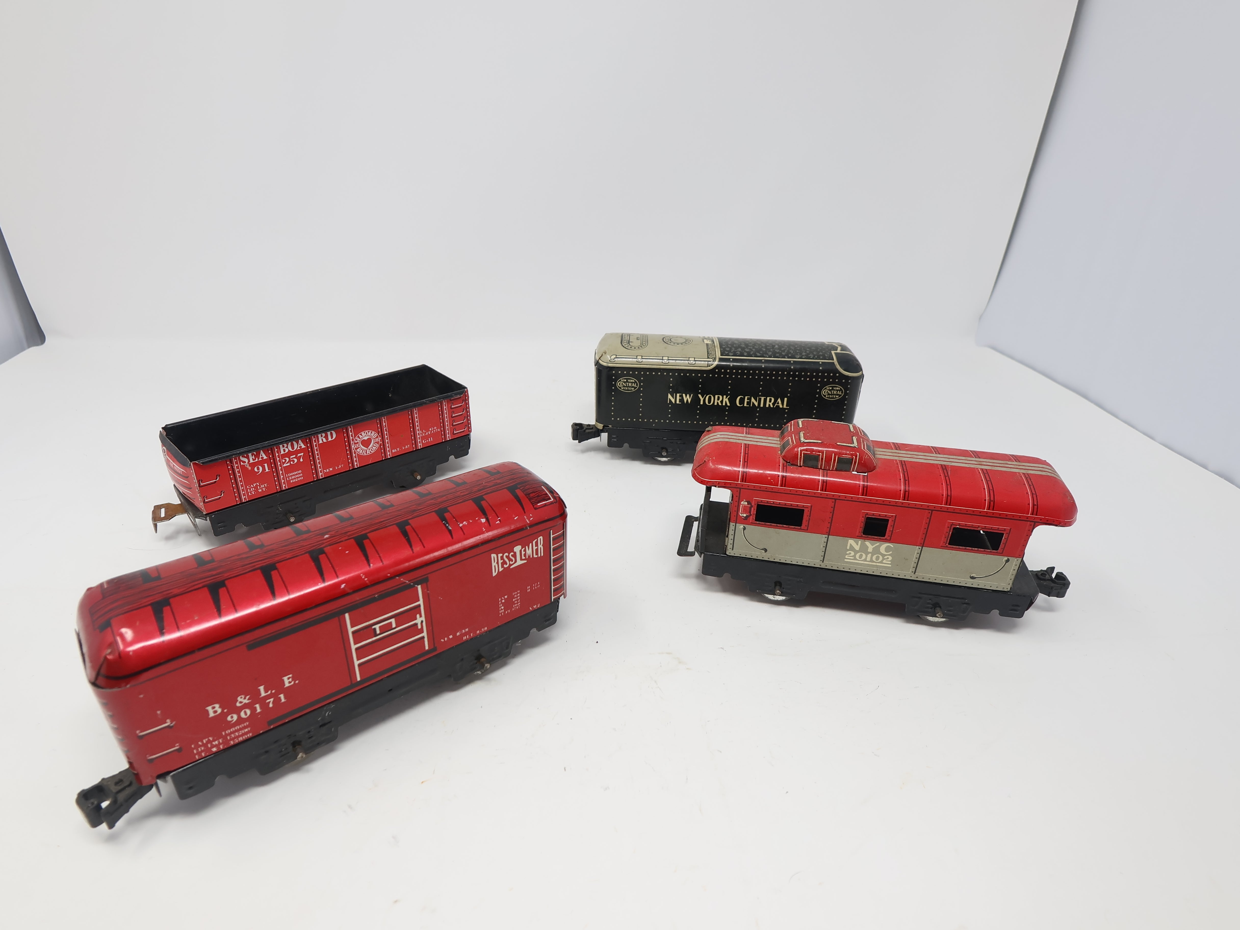 USED MARX O, Lot of 4 Tin Freight Cars