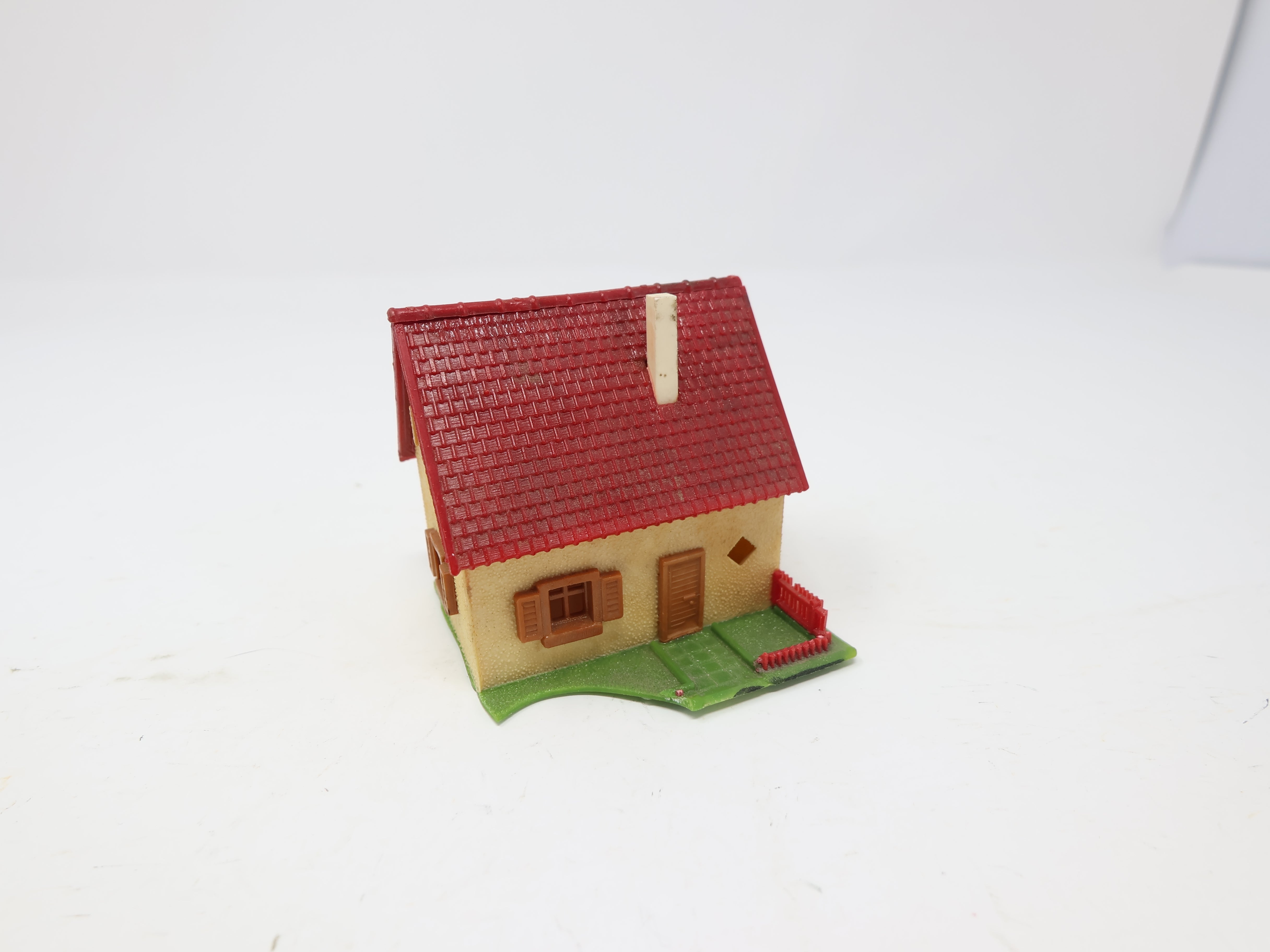 USED Faller N Scale, Small House