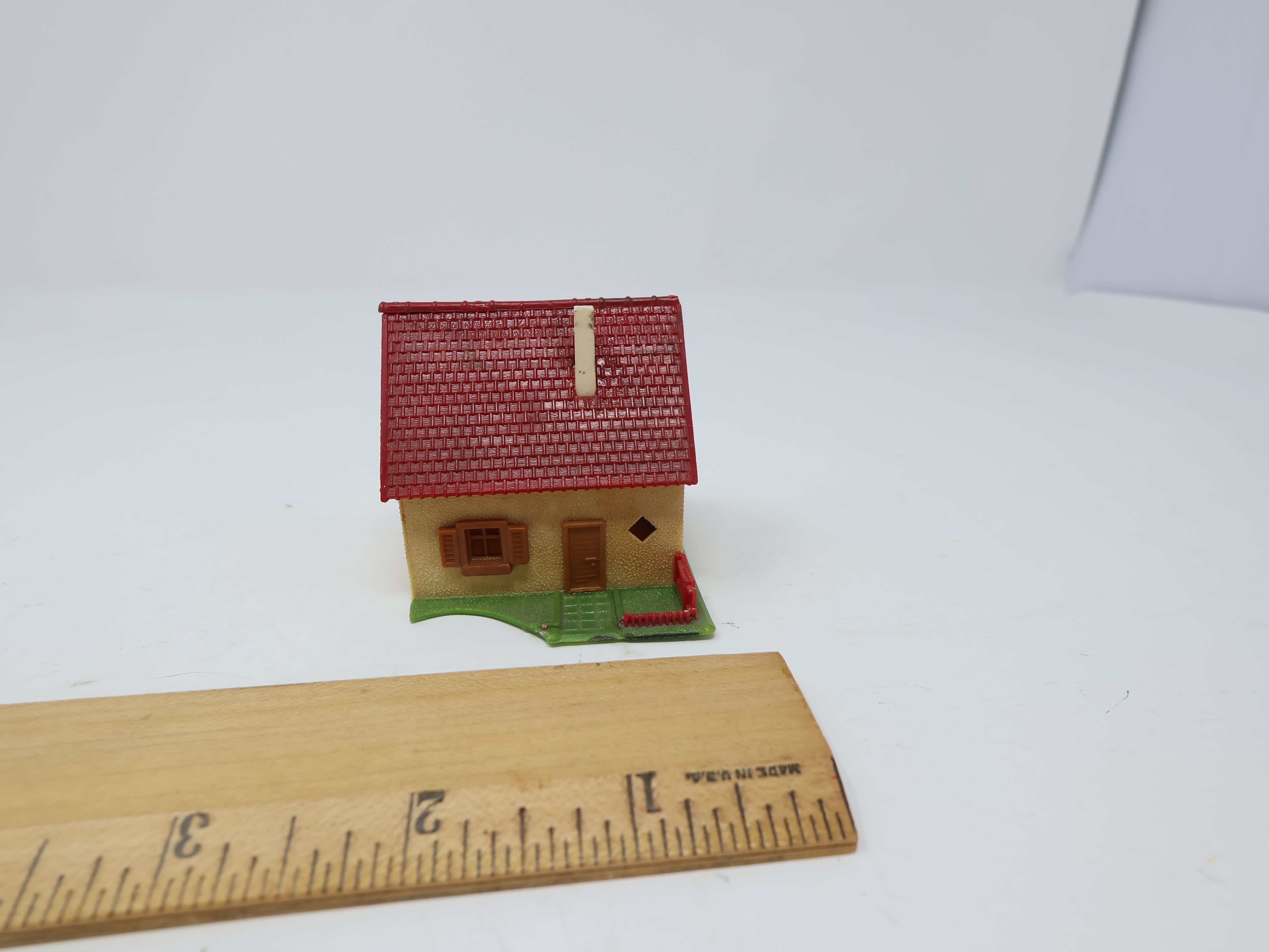 USED Faller N Scale, Small House