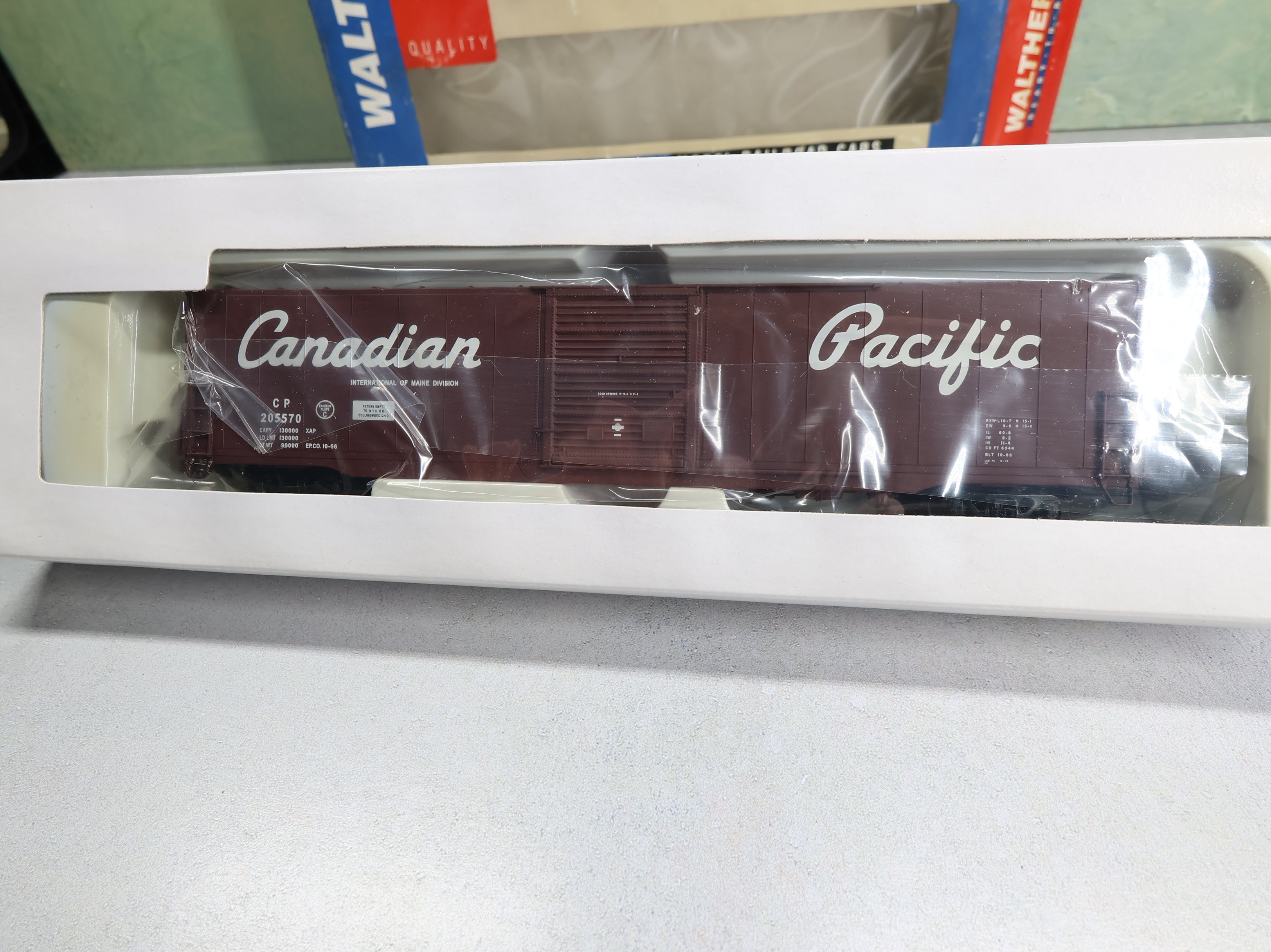 Walthers 932-23566 HO Scale Pullman 60' Auto Box Car Single Door Canadian Pacific CP (2 pcs)