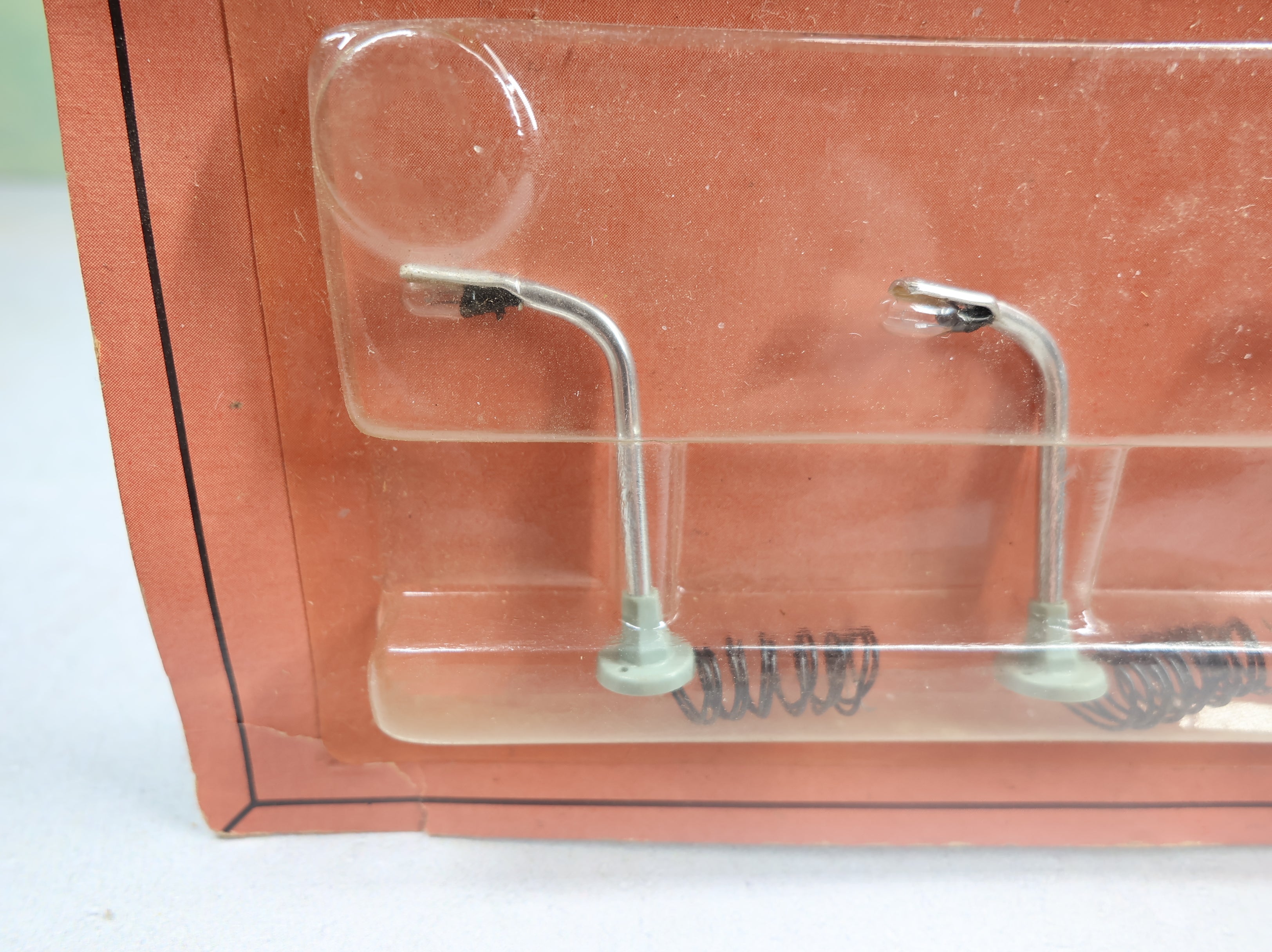 Atlas 2953-150 N Scale Highway Lamps (3 pcs)