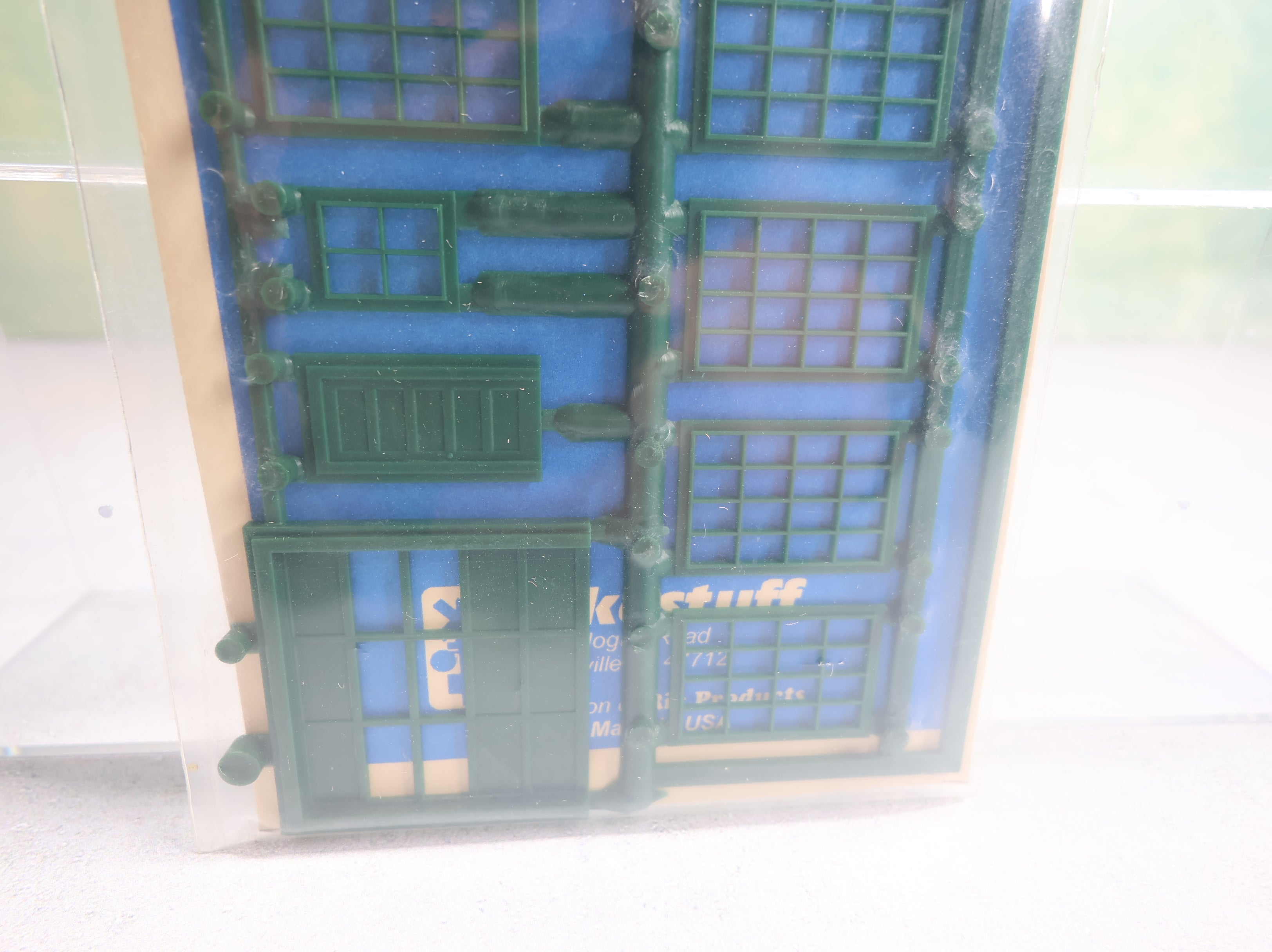 Pikestuff 541-3000 HO Scale Industrial Doors & Windows Green