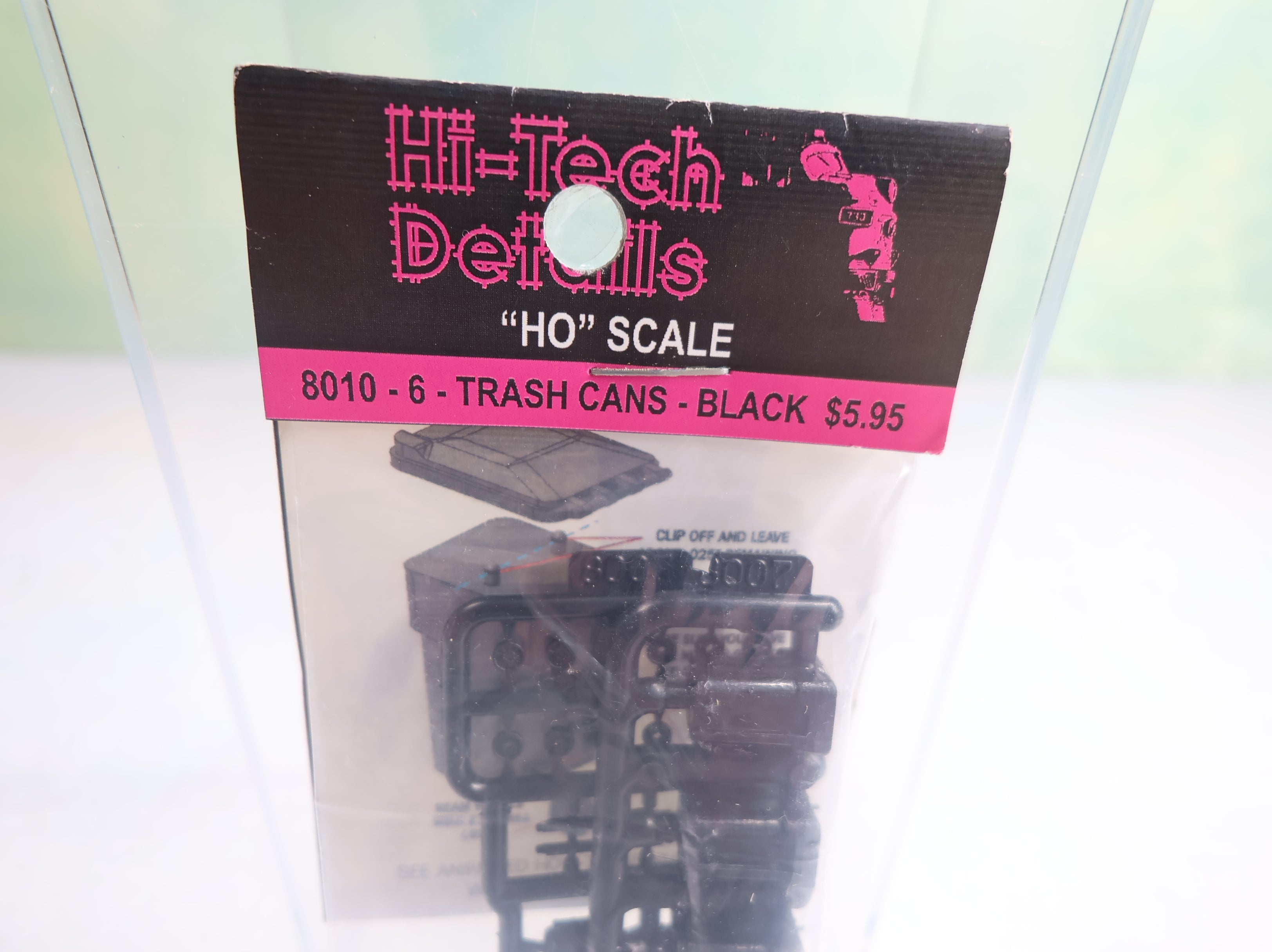 USED Hi-Tech Details 8010 HO Scale Trash Cans Black (6 pcs)