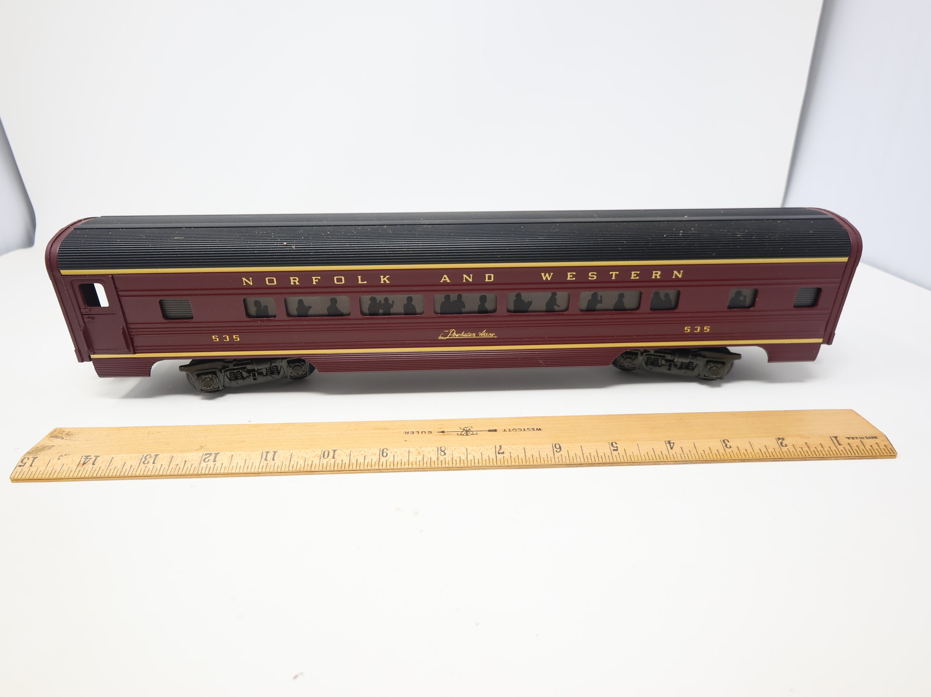 USED MTH Premier O Painted Aluminum Passenger Car Norfolk & Western Powhatan #535