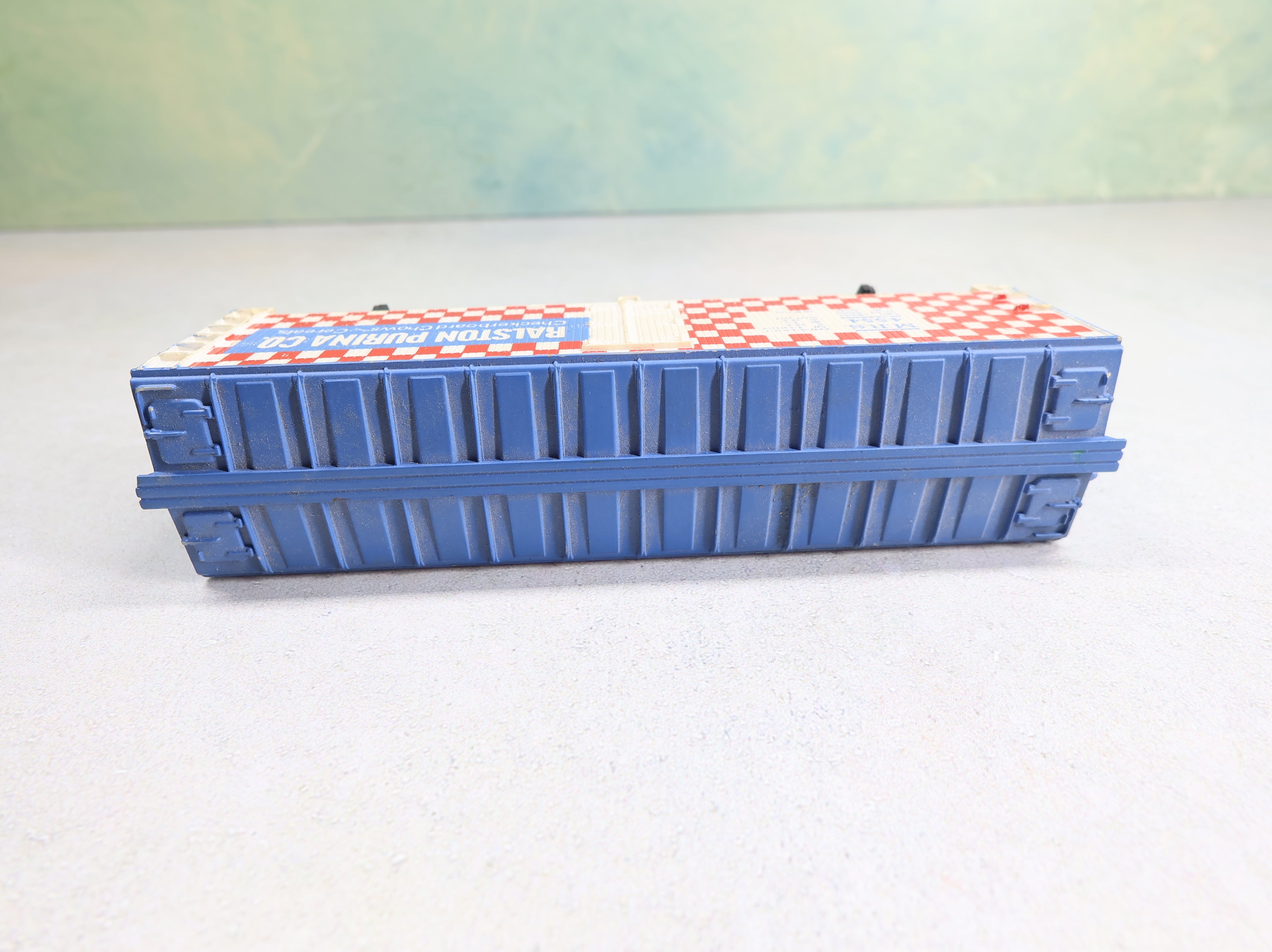 USED Tyco HO Scale 40' Wooden Reefer Box Car Ralston Purina MRS #4554