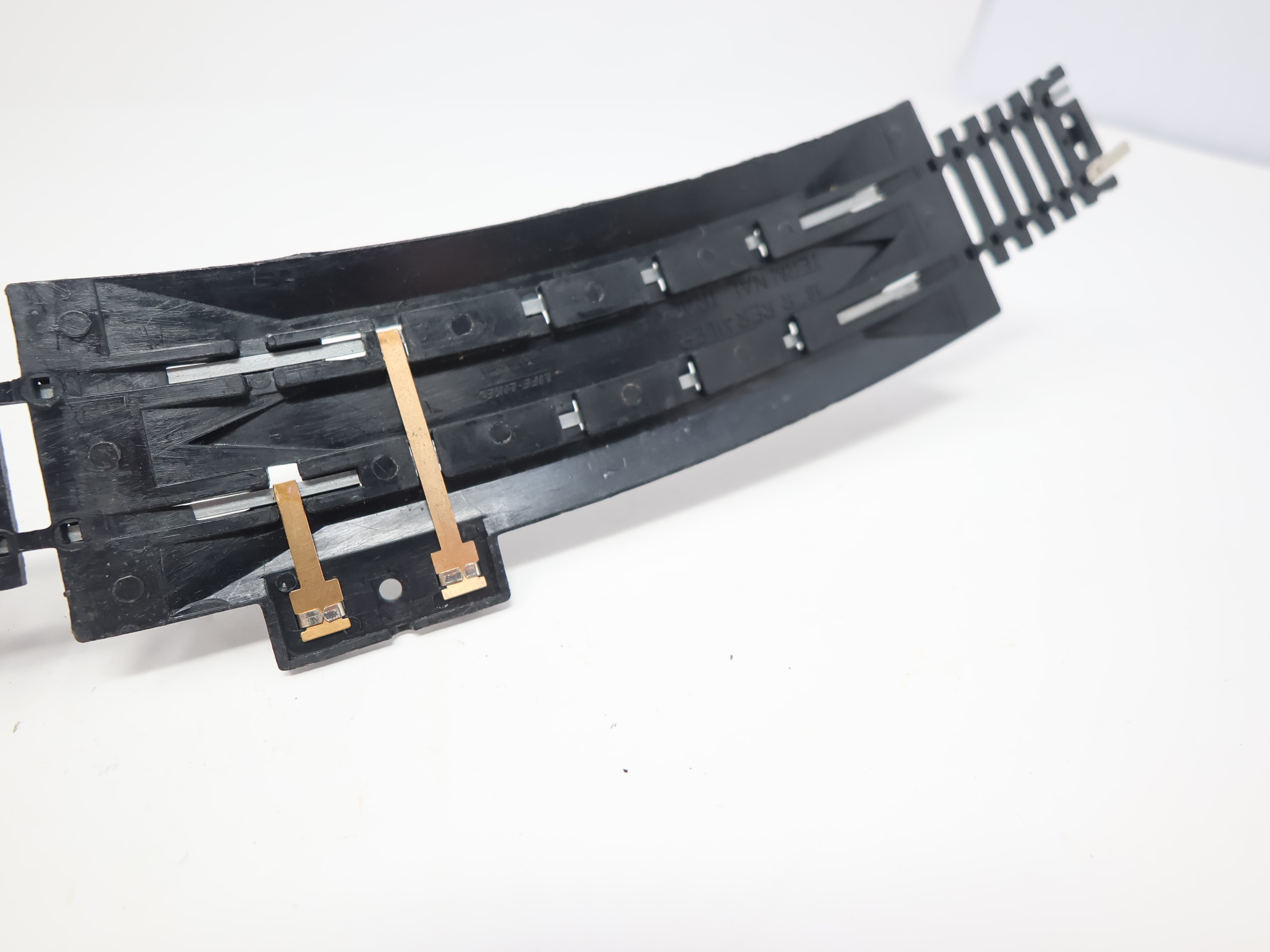 USED Life-Like HO Scale, 18'' Radius Curve Terminal Rerailer, Code 100, Steel