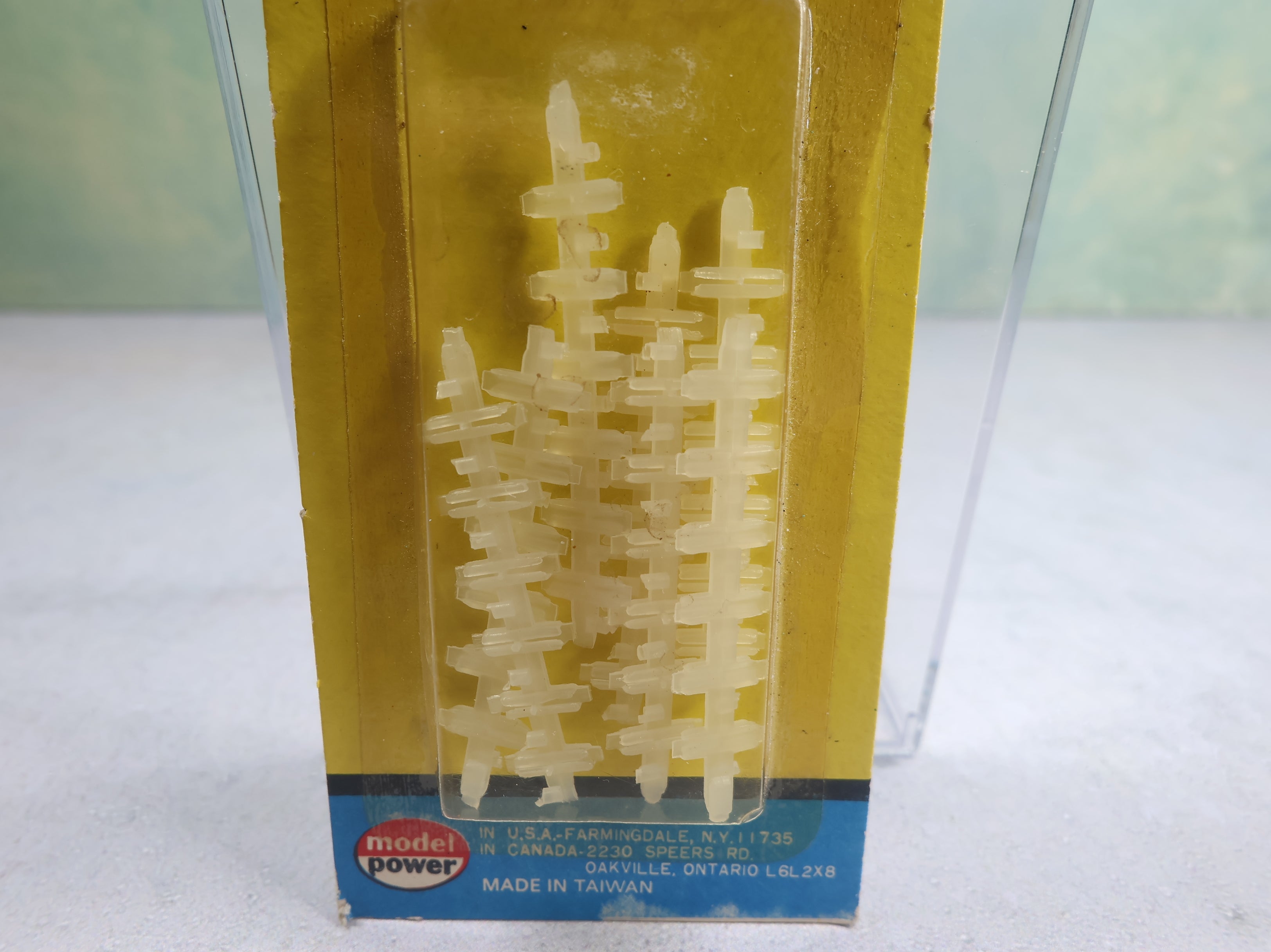 Model Power 6539 N Scale Plastic Insulated Rail Joiners (48 pcs)