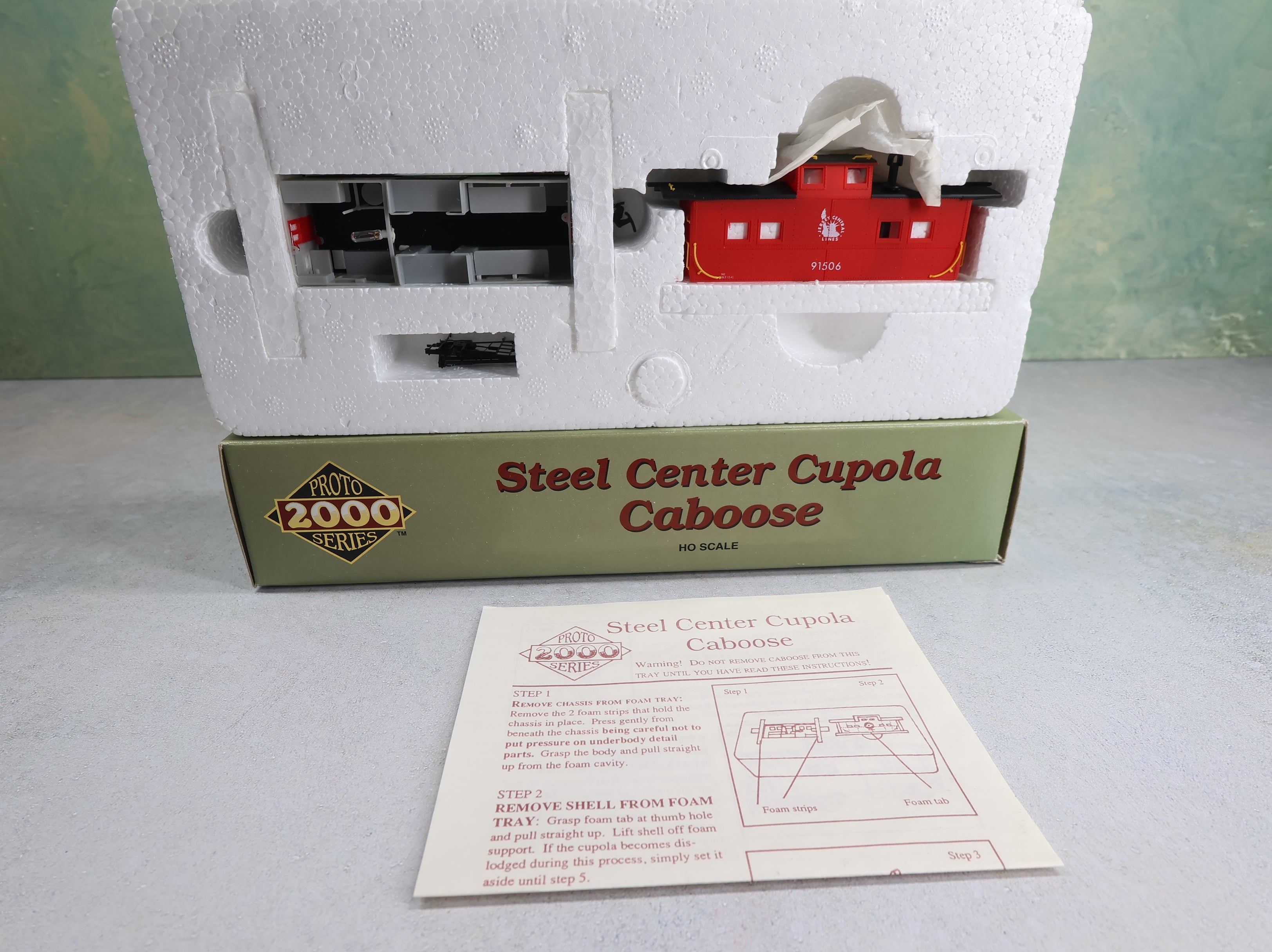 USED Life-Like 8238 HO Scale Steel Center Cupola Caboose Jersey Central #91506 KIT