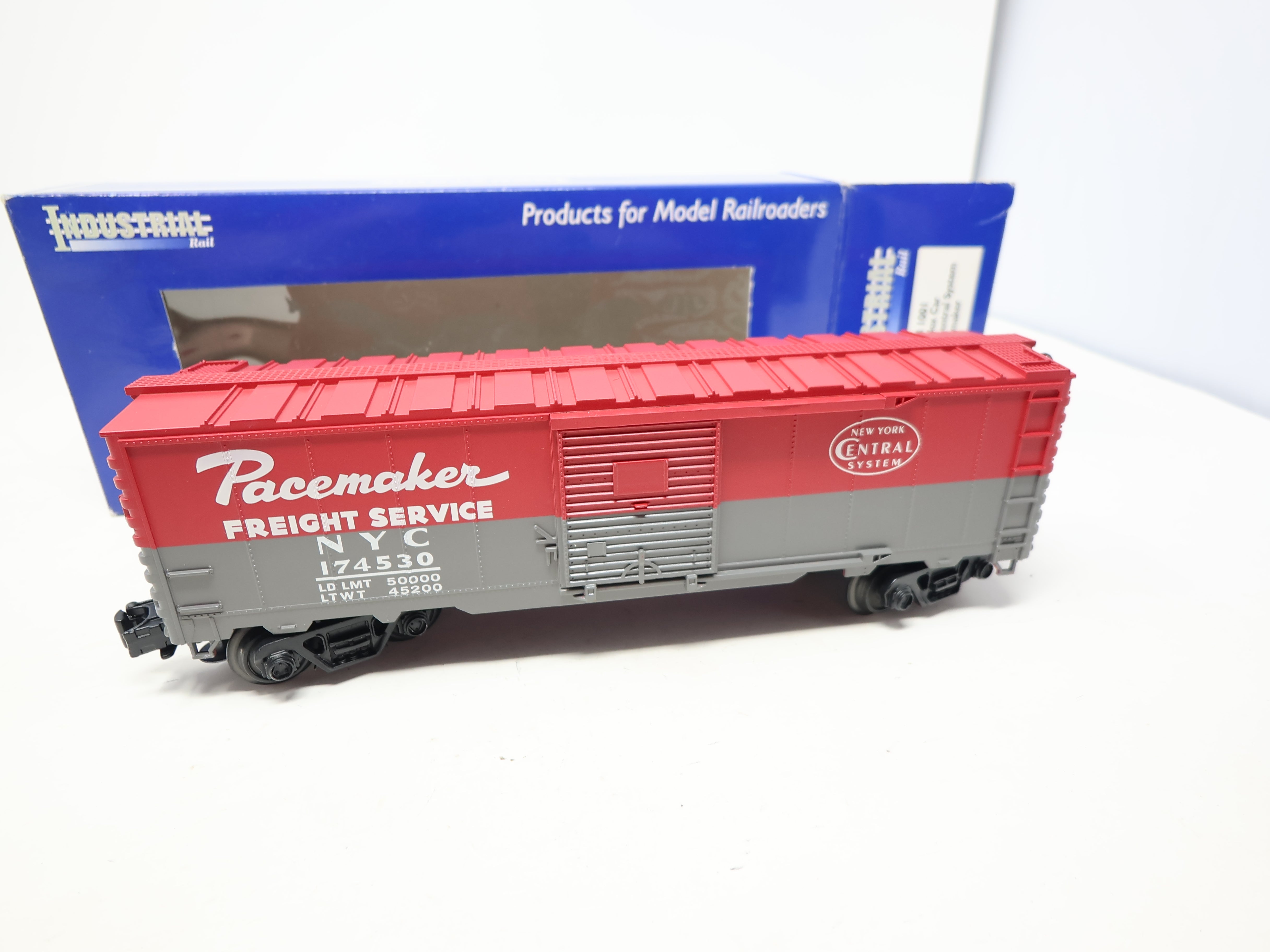 USED Industrial Rail 1001 O, Box Car, New York Central NYC #174530, Pacemaker O27